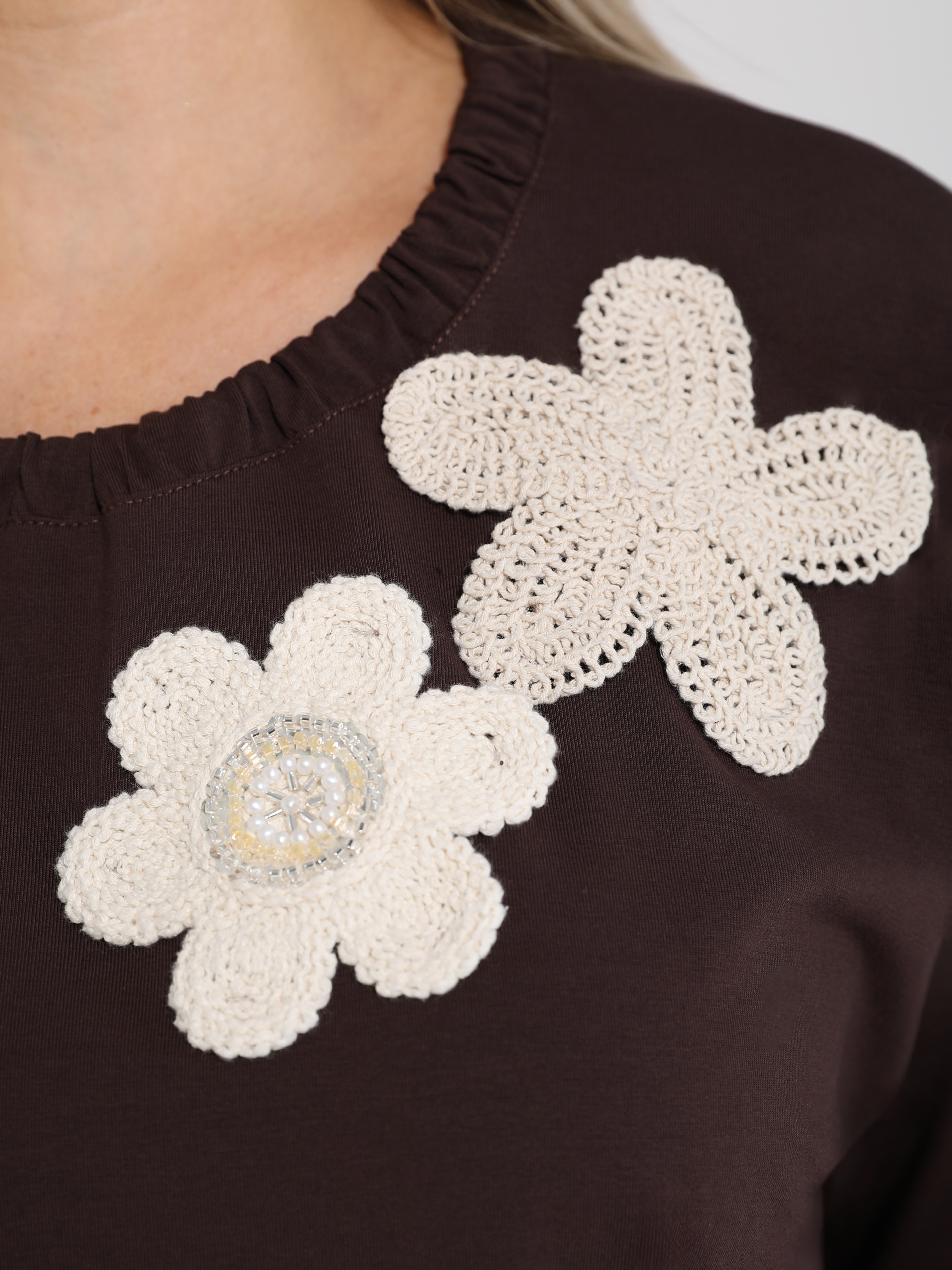 Футболка трикотажная шоколадного цвета с принтом Dora(фото6)