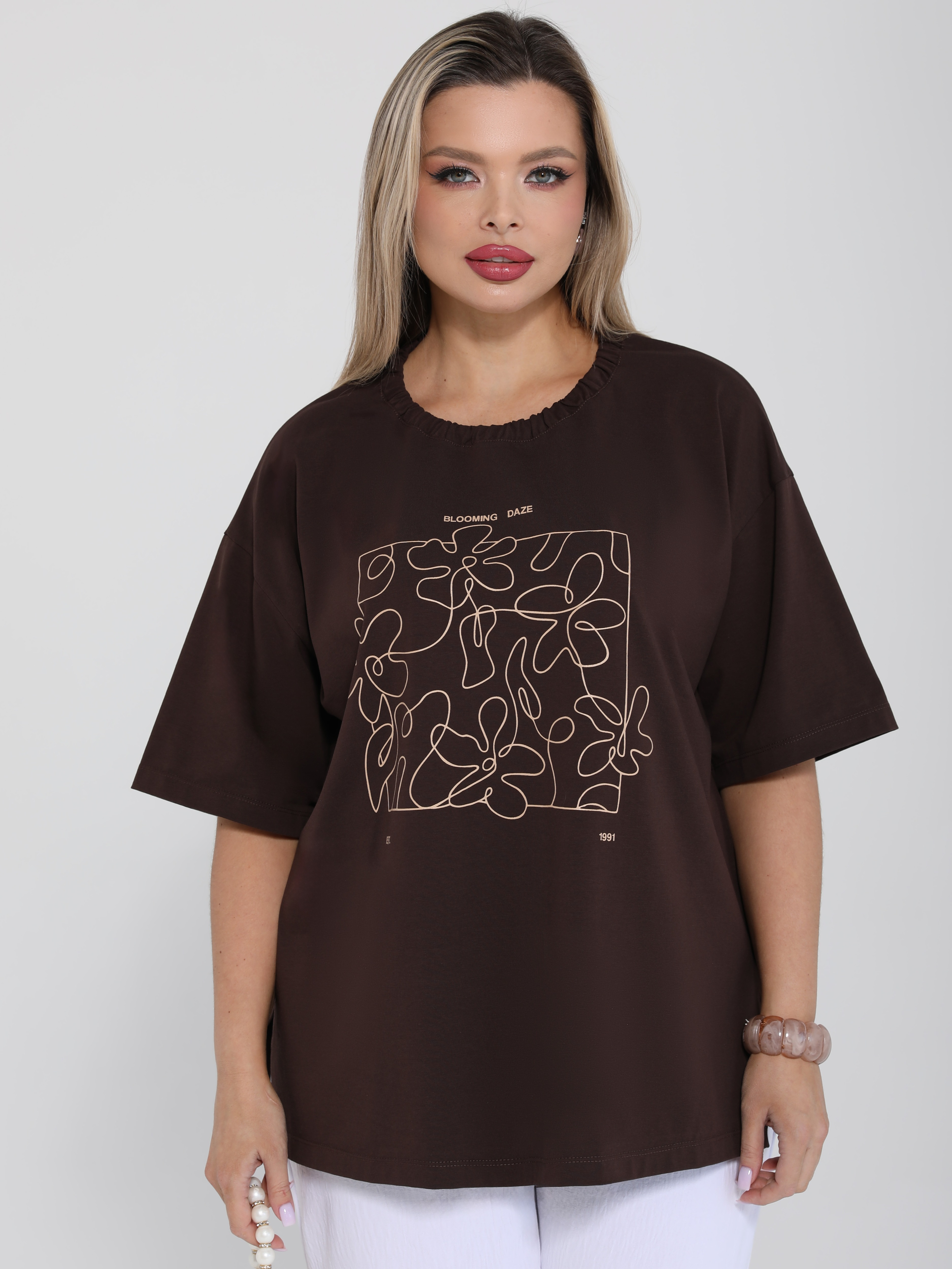 Футболка трикотажная коричневого цвета с принтом Dora(фото3)