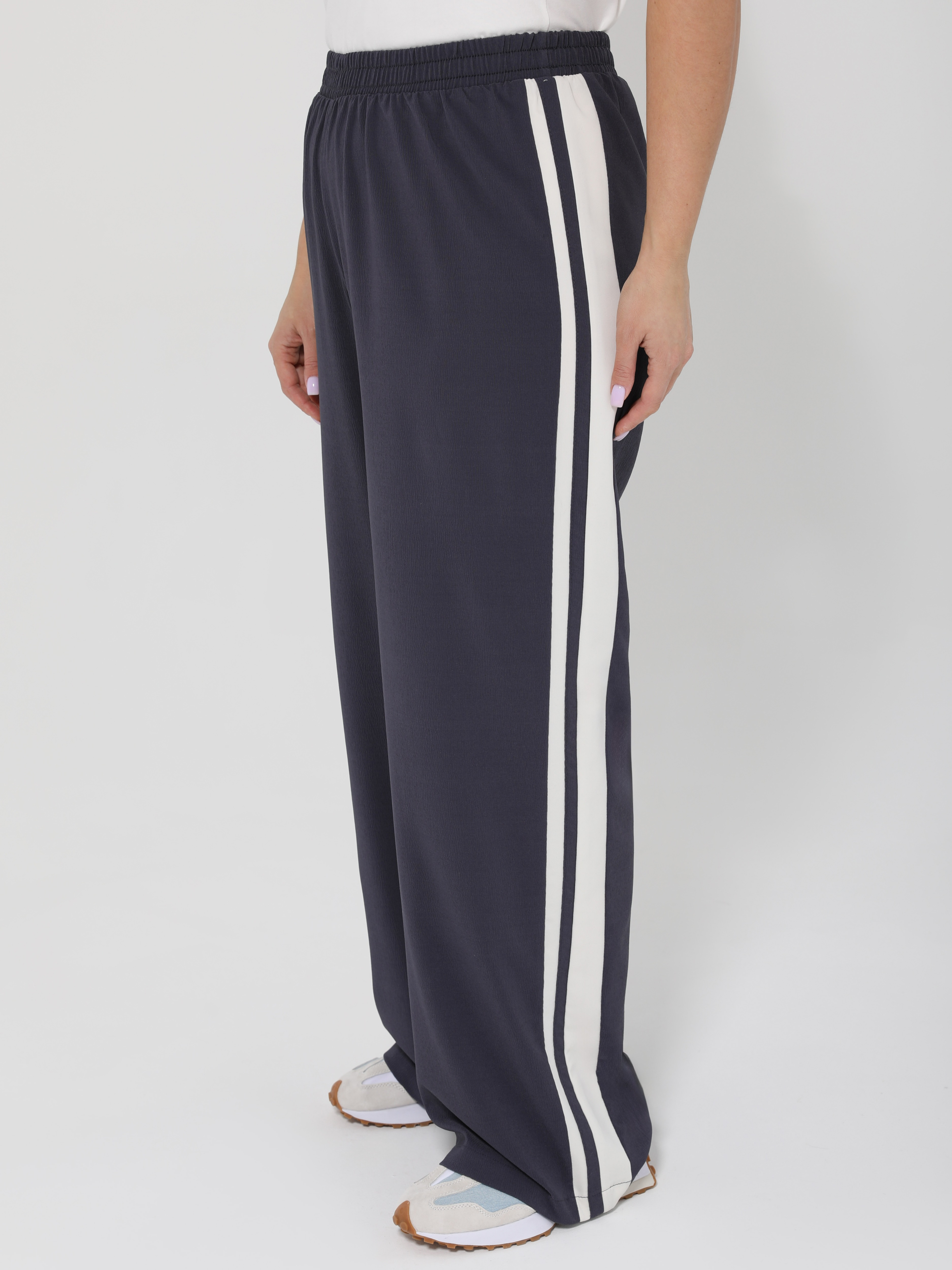 Брюки широкие с лампасами Dora(фото5)