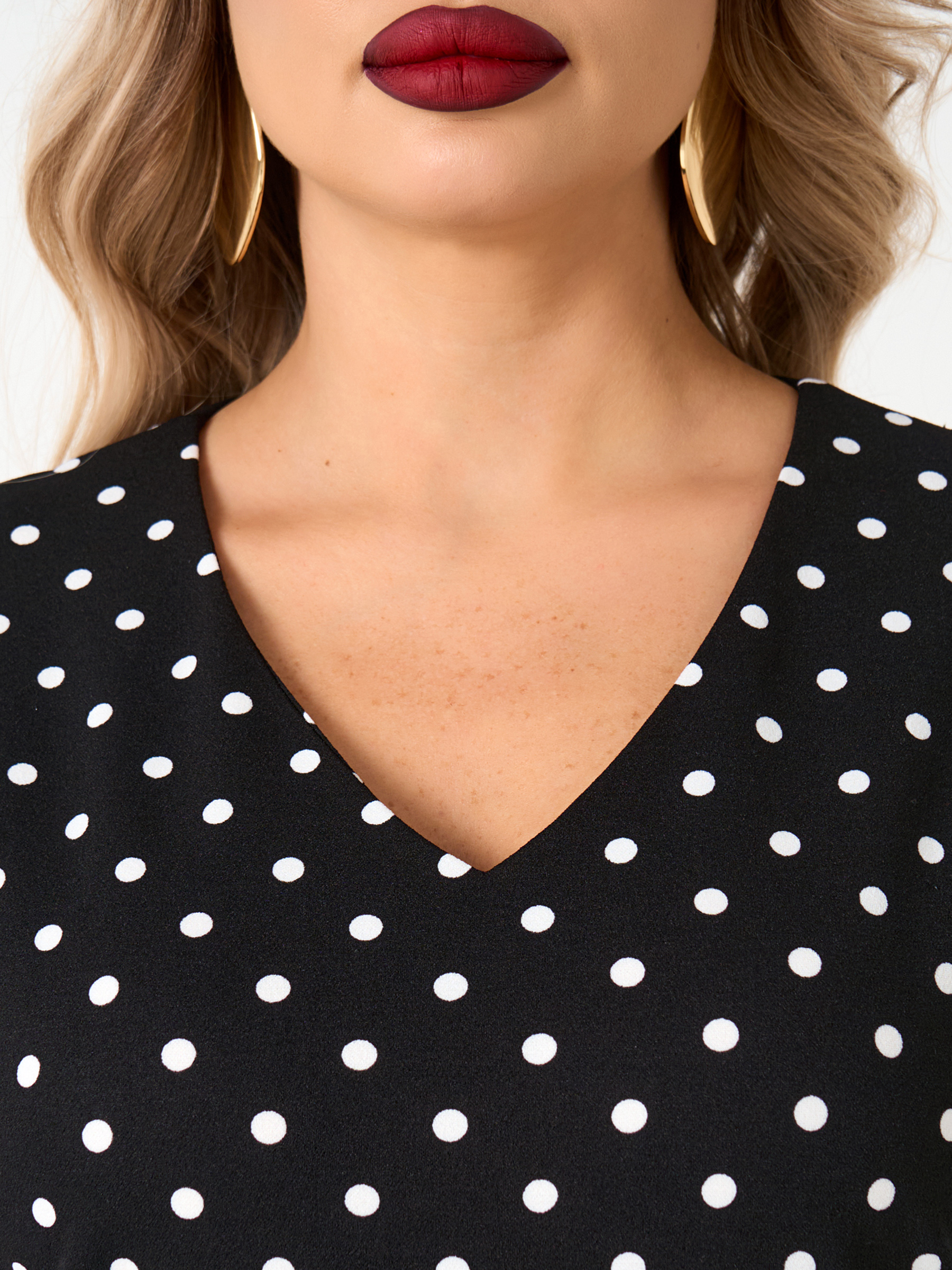 Платье чёрное из трикотажа в горошек Dora(фото4)