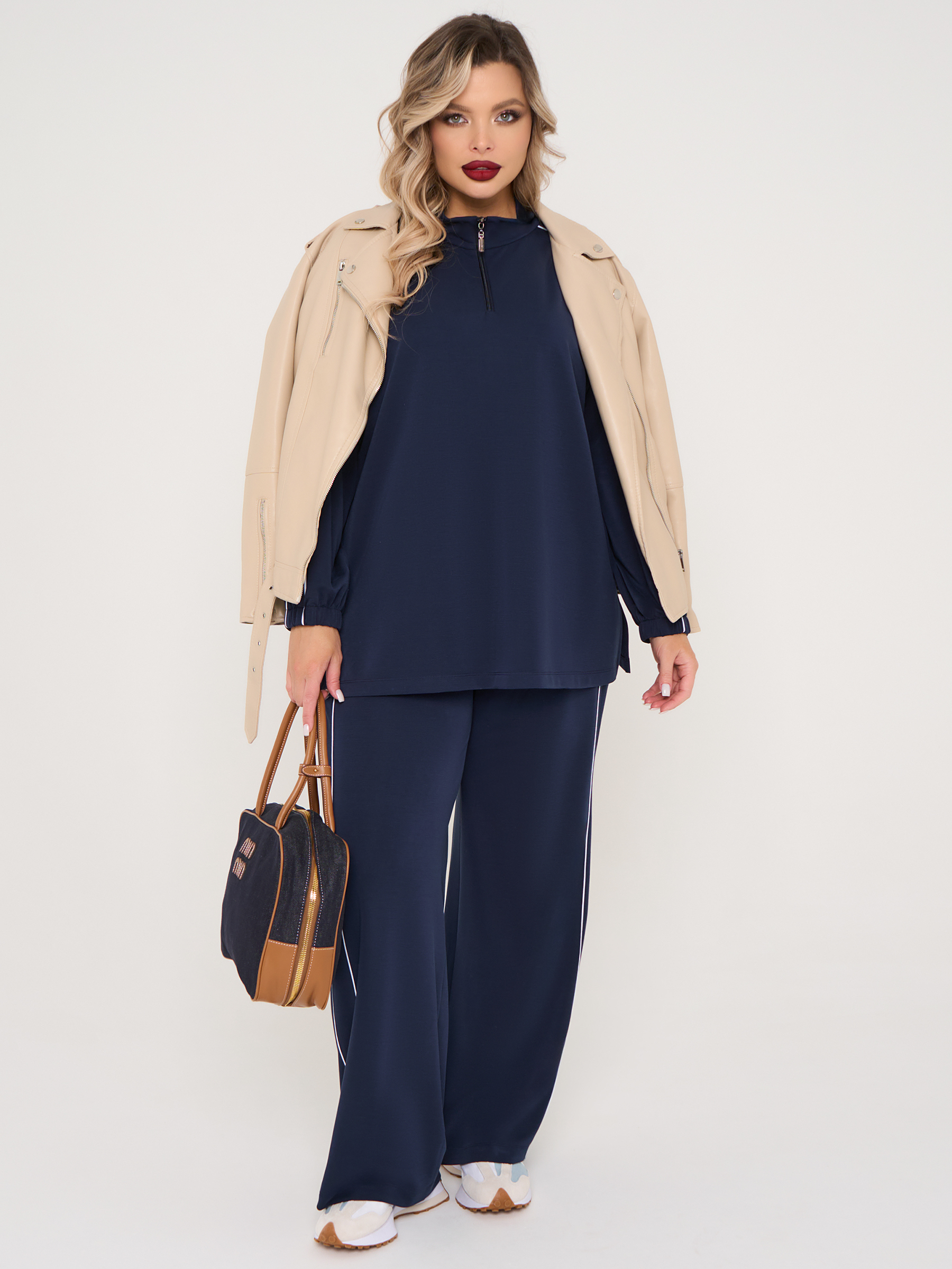 Брюки трикотажные тёмно-синие с карманами Dora(фото2)