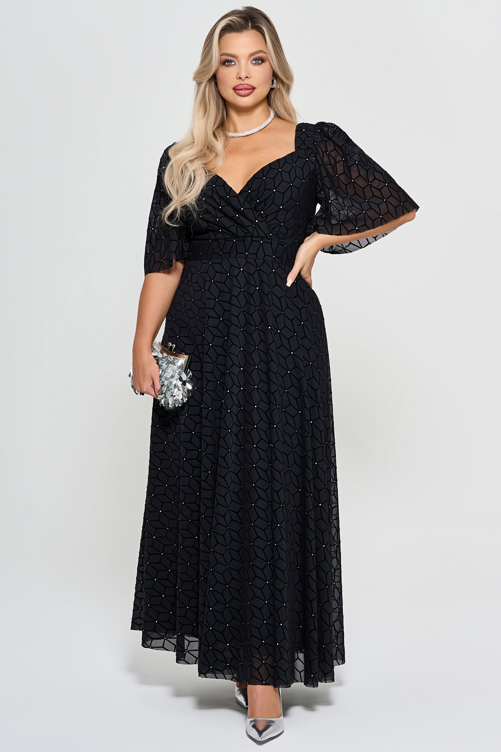 Платье вечернее из воздушной сетки на подкладе Dora