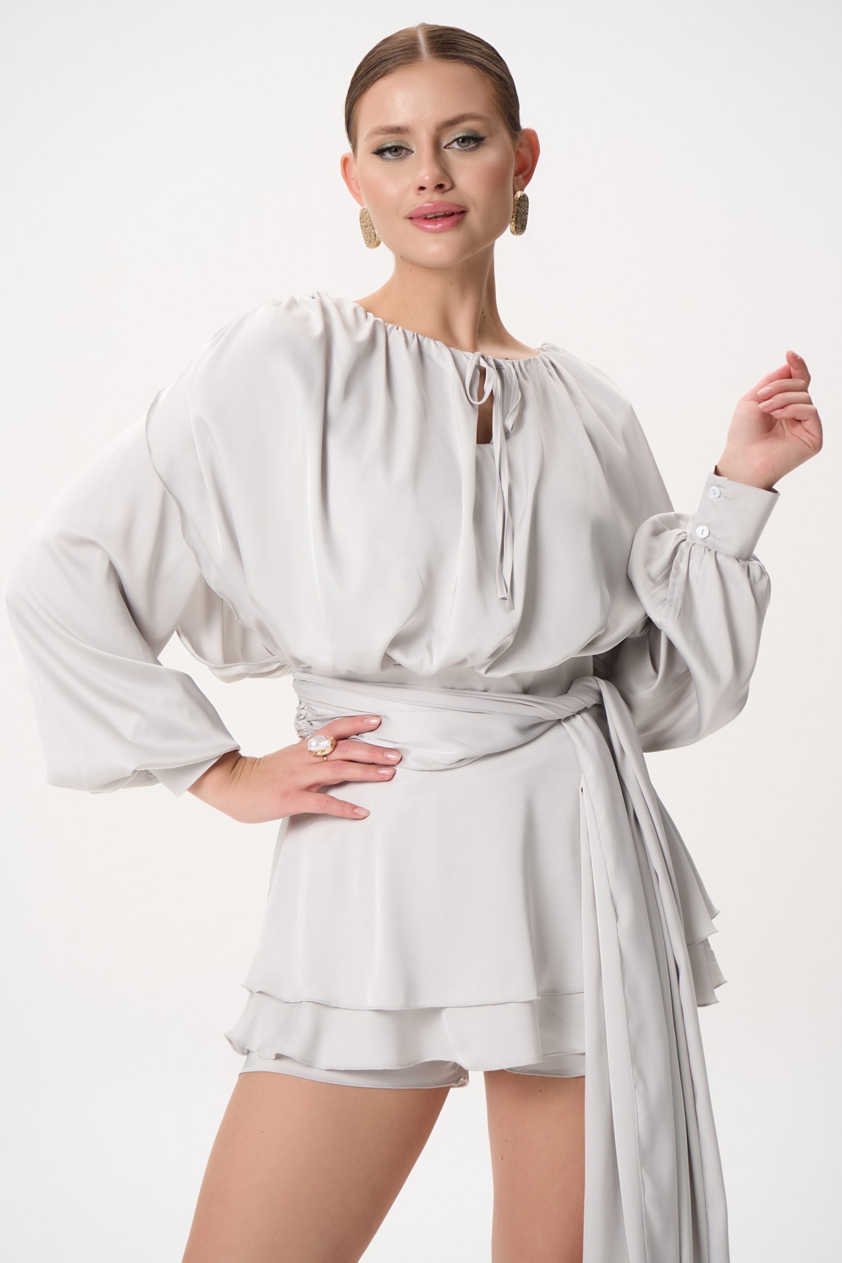 Платье мини жемчужного цвета оригинальное Elza(фото2)