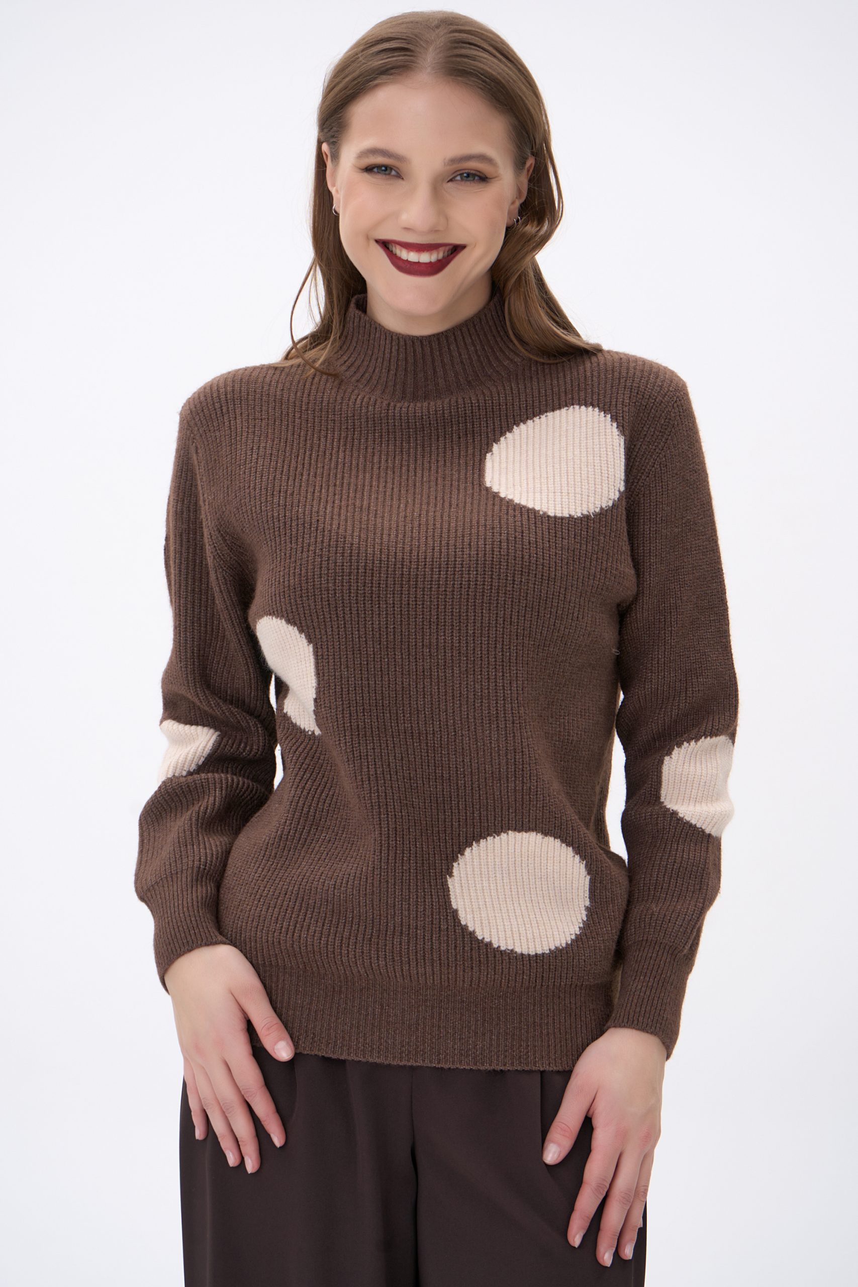 Свитшот тёплый шоколадного цвета с принтом Elza(фото3)