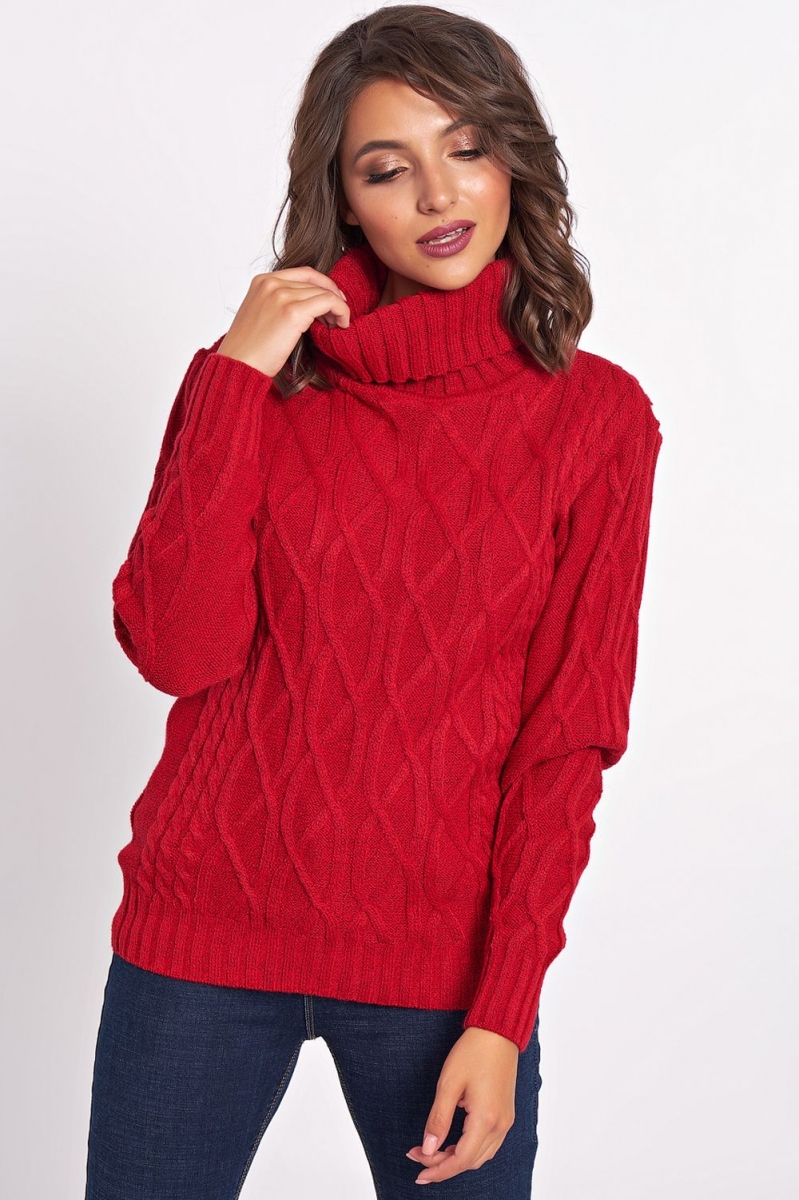 Красный вязаный свитер женский