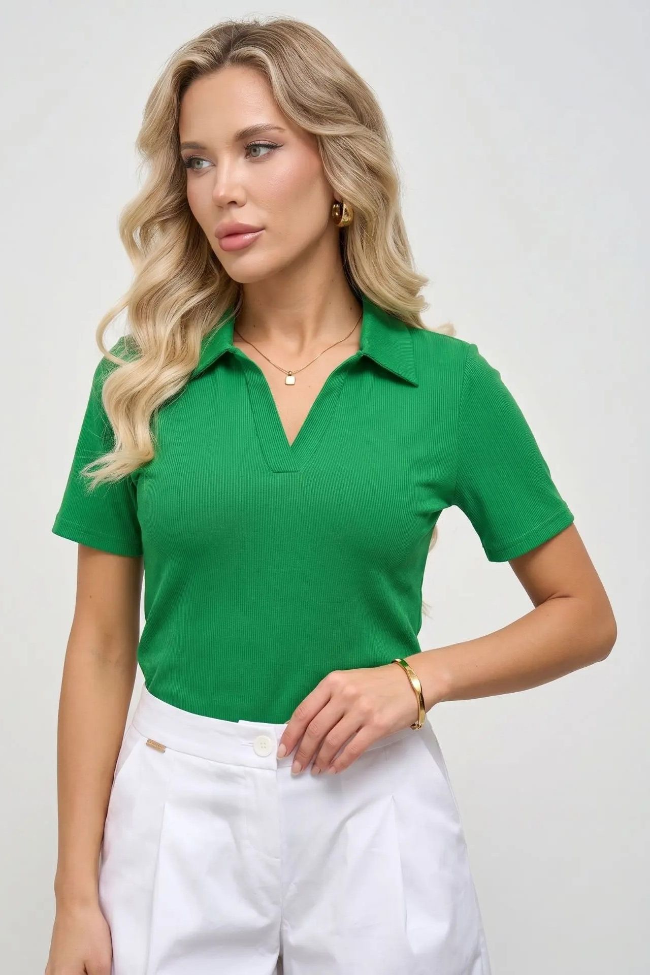 Джемпер-поло трикотажный зелёного цвета Jetty