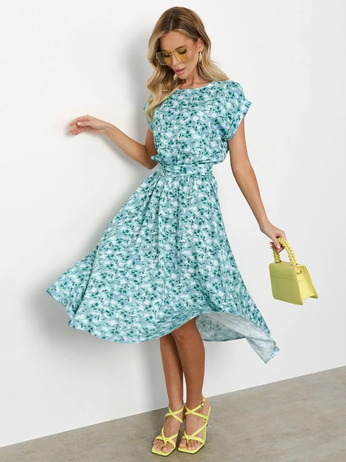 Платье миди серое с цветочным принтом Jetty(фото2)