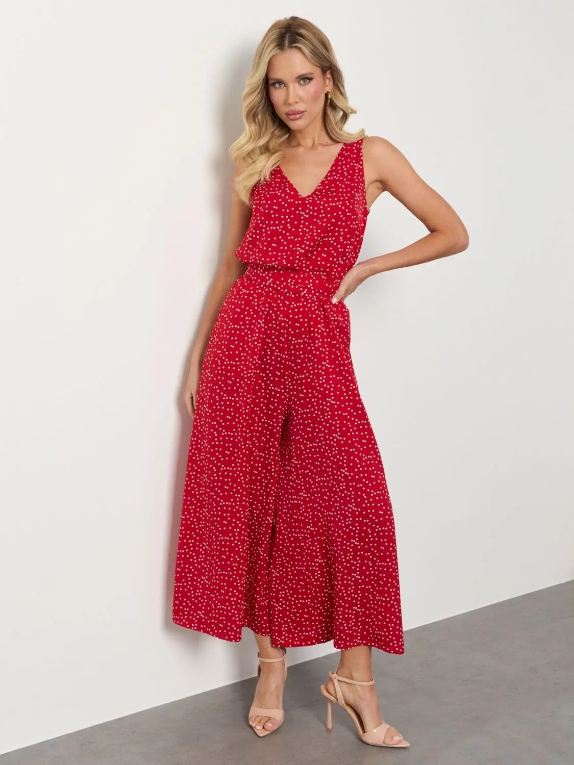 Комбинезон красный в горошек с широкими брюками-палаццо Jetty(фото6)