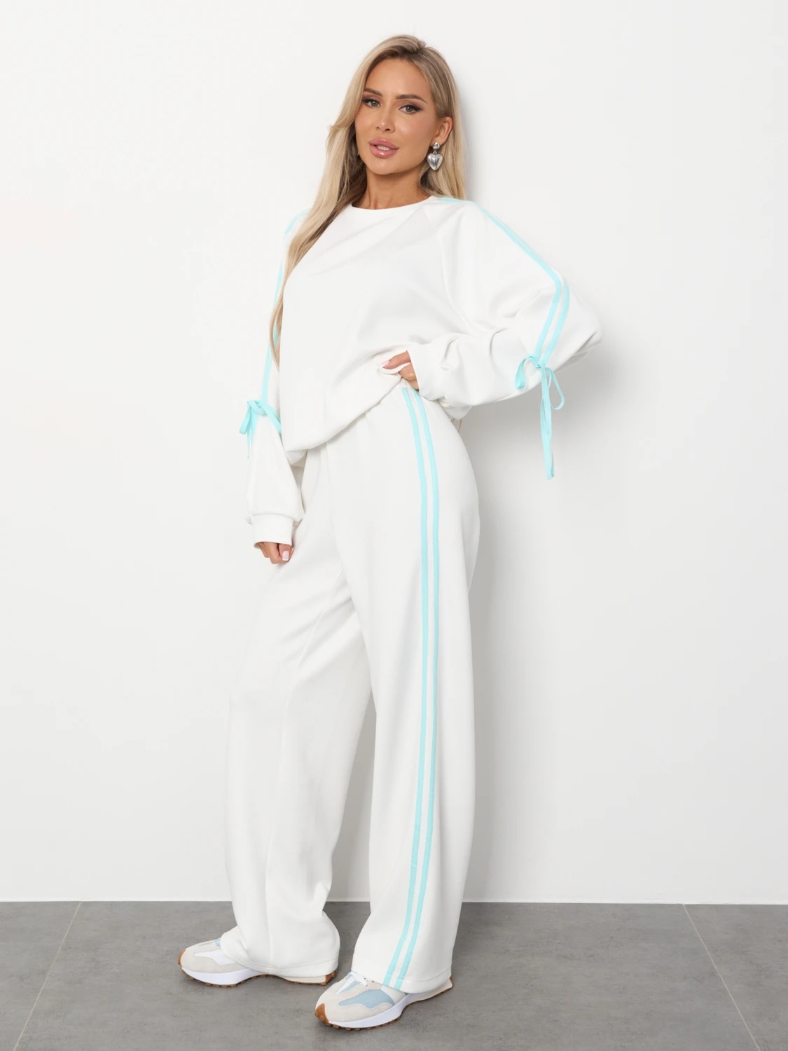 Брюки широкие с лампасами Jetty(фото4)