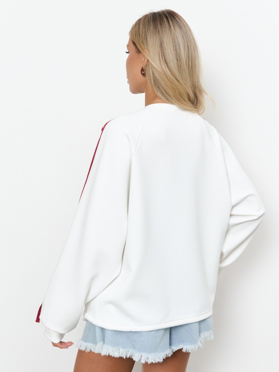 Джемпер трикотажный молочного цвета Jetty(фото8)