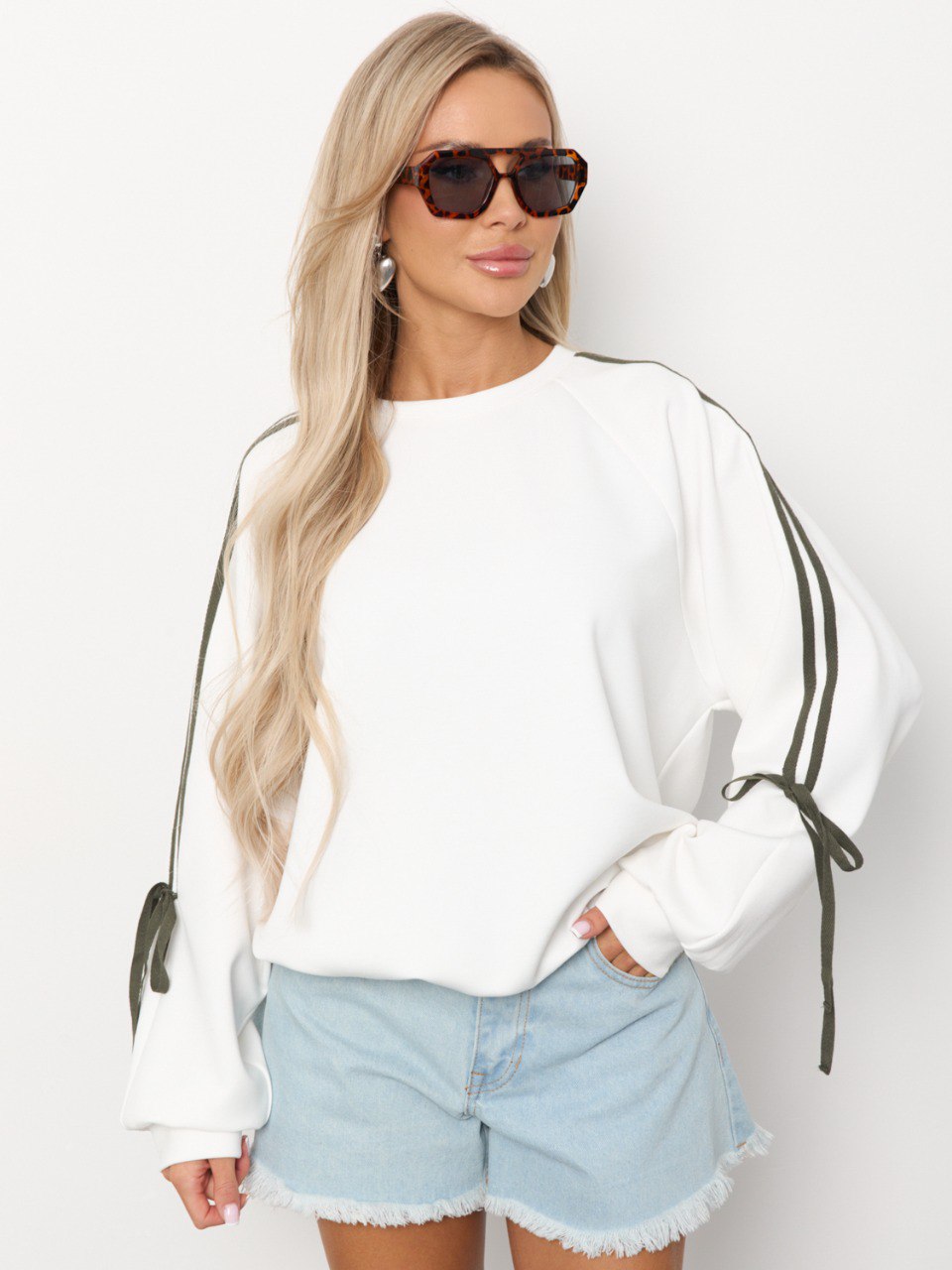 Джемпер трикотажный молочного цвета Jetty(фото3)