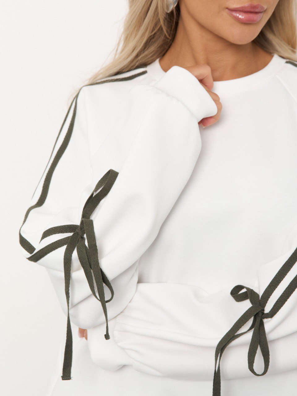 Джемпер трикотажный молочного цвета Jetty(фото4)