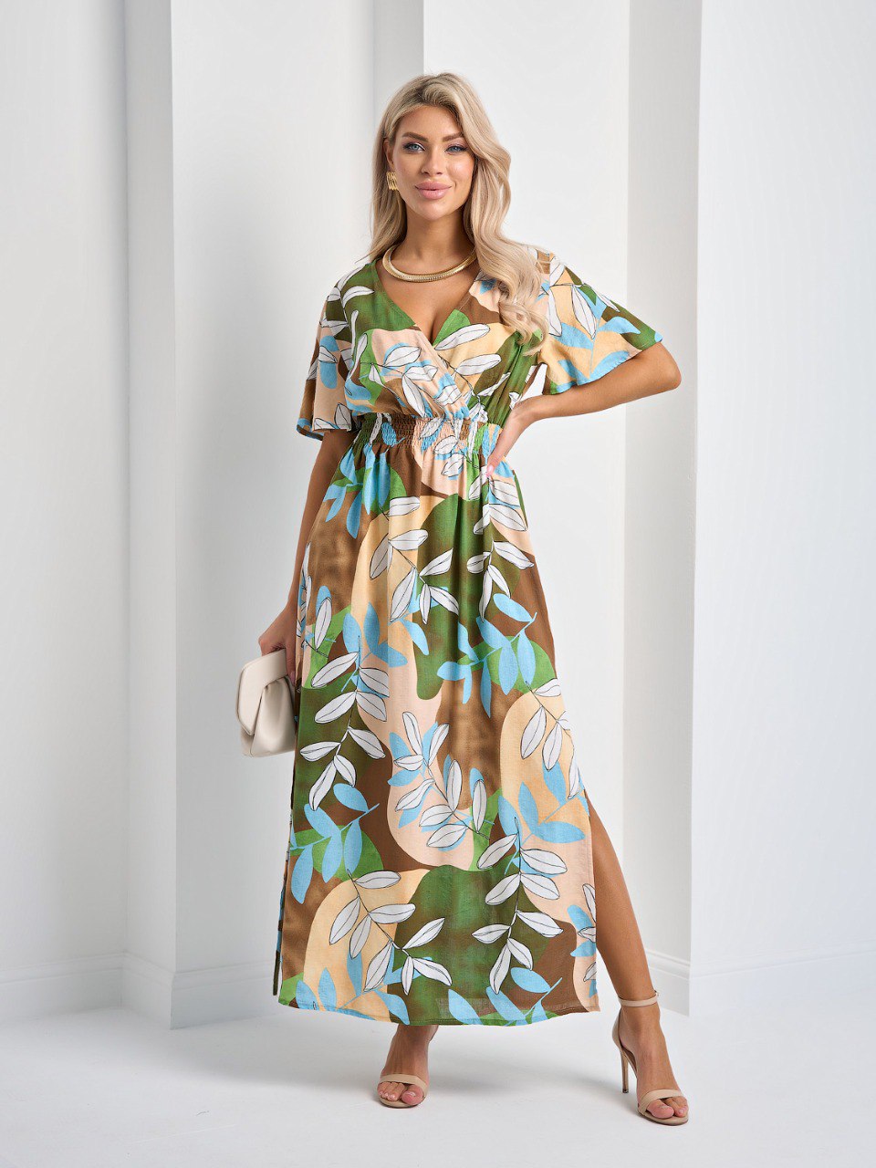 Платье длинное лёгкое с коротким расклешенным рукавом Jetty(фото4)