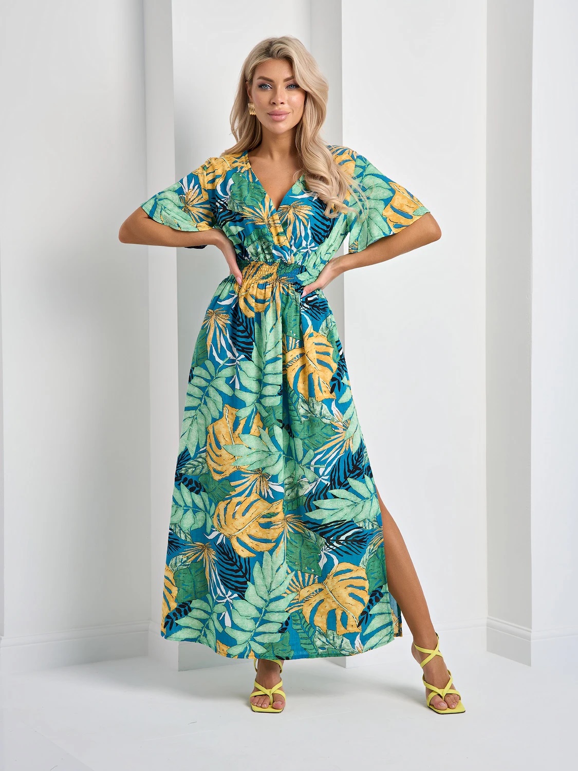 Платье длинное лёгкое с коротким расклешенным рукавом Jetty(фото4)