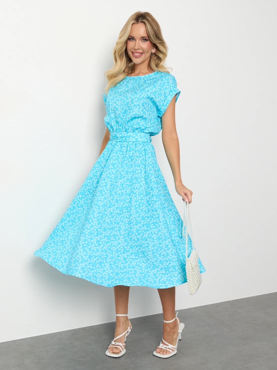 Платье миди голубое с цветочным принтом Jetty(фото8)