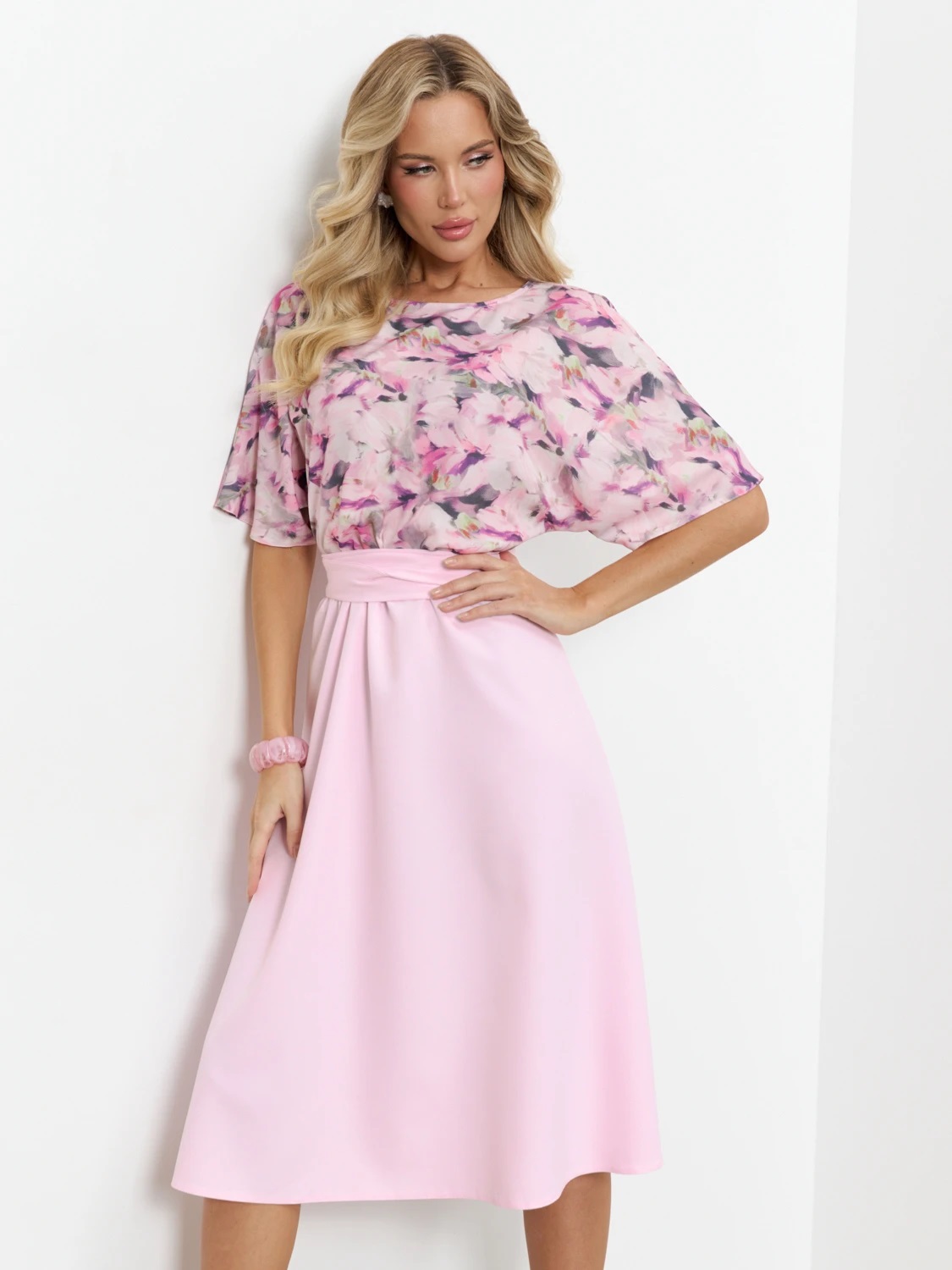 Платье комбинированное с поясом Jetty(фото5)