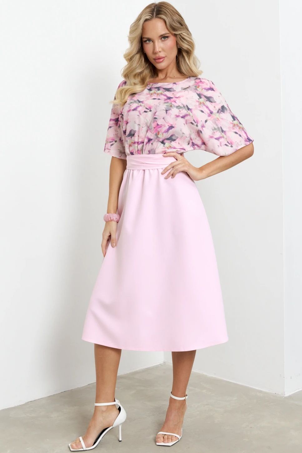 Платье комбинированное с поясом Jetty