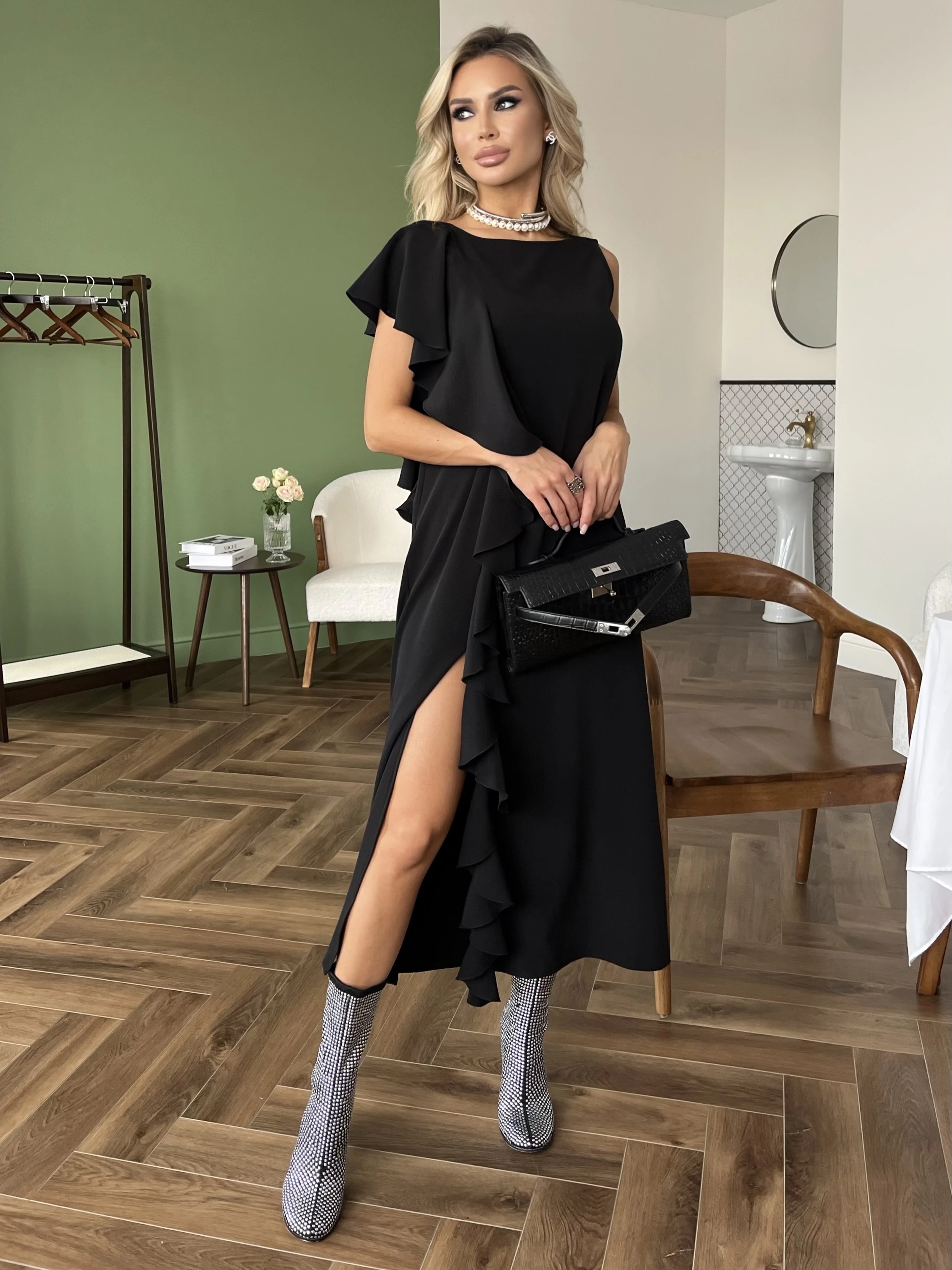 Платье длинное чёрное с воланом Jetty(фото3)