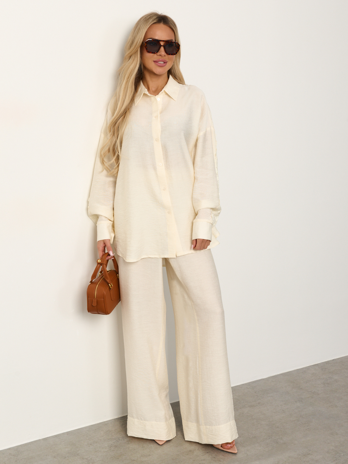 Брюки прямые молочного цвета с карманами Jetty(фото7)