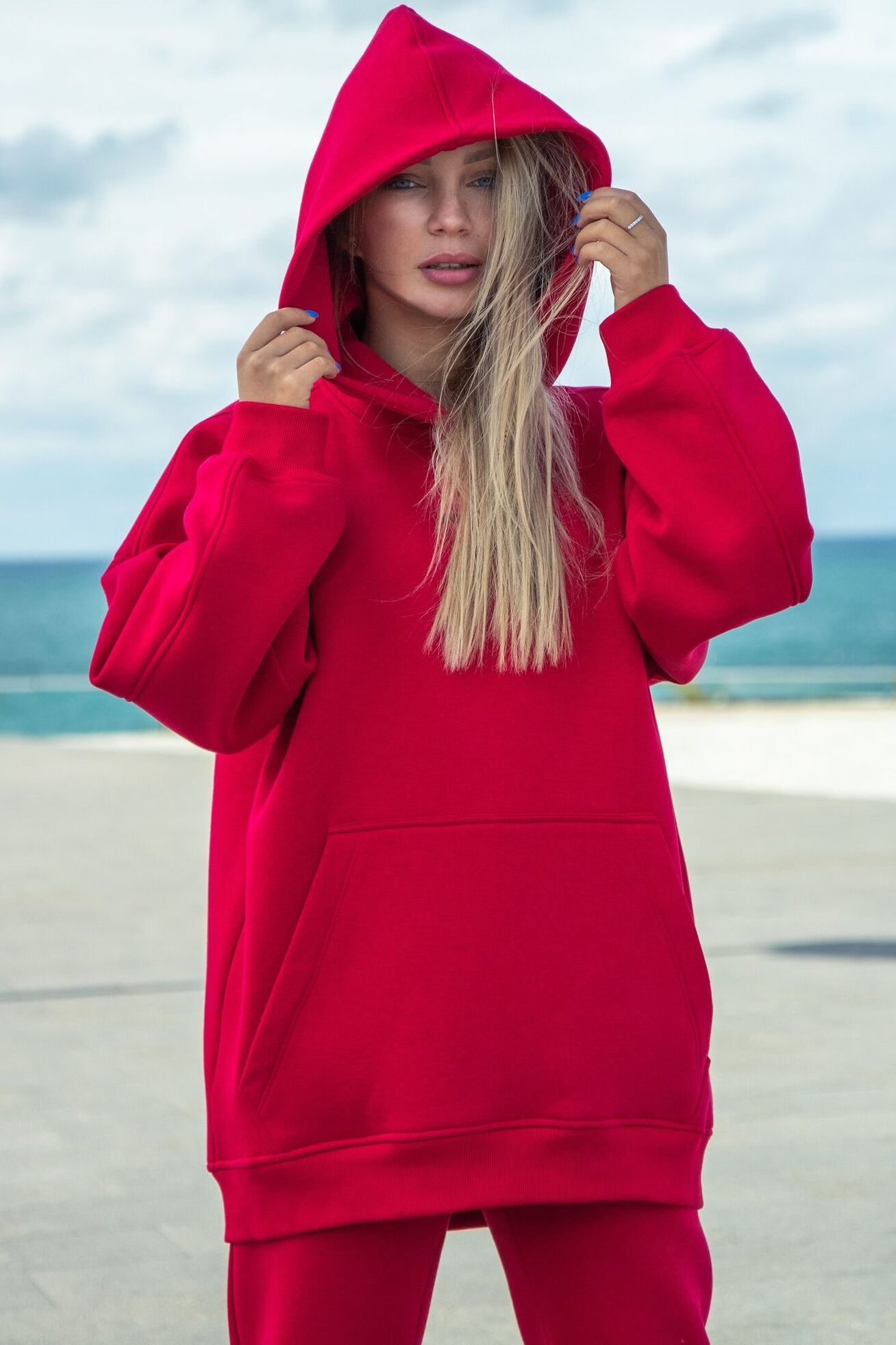 Худи оверсайз с начёсом красного цвета Kosmos