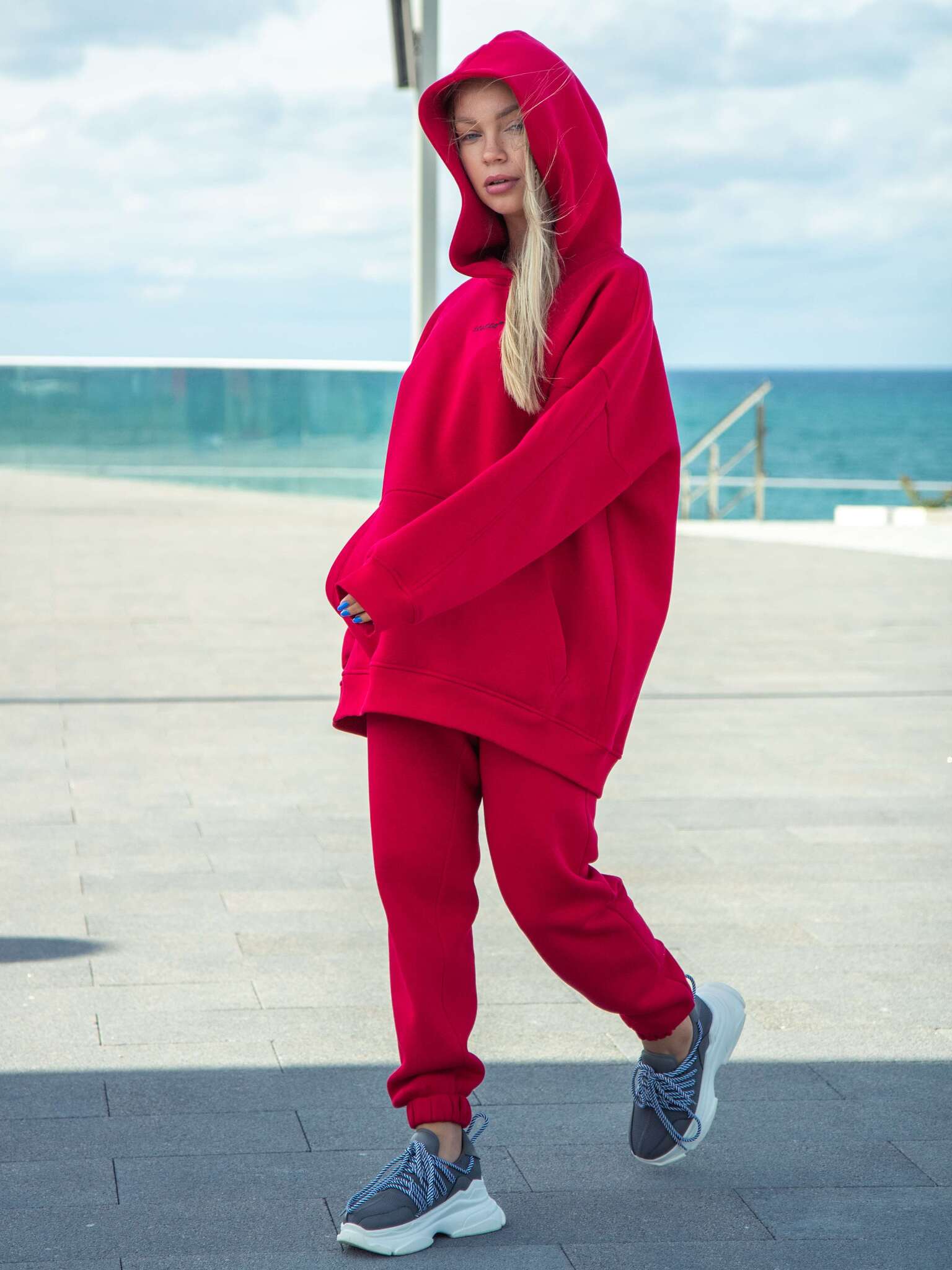 Худи оверсайз с начёсом красного цвета Kosmos(фото4)