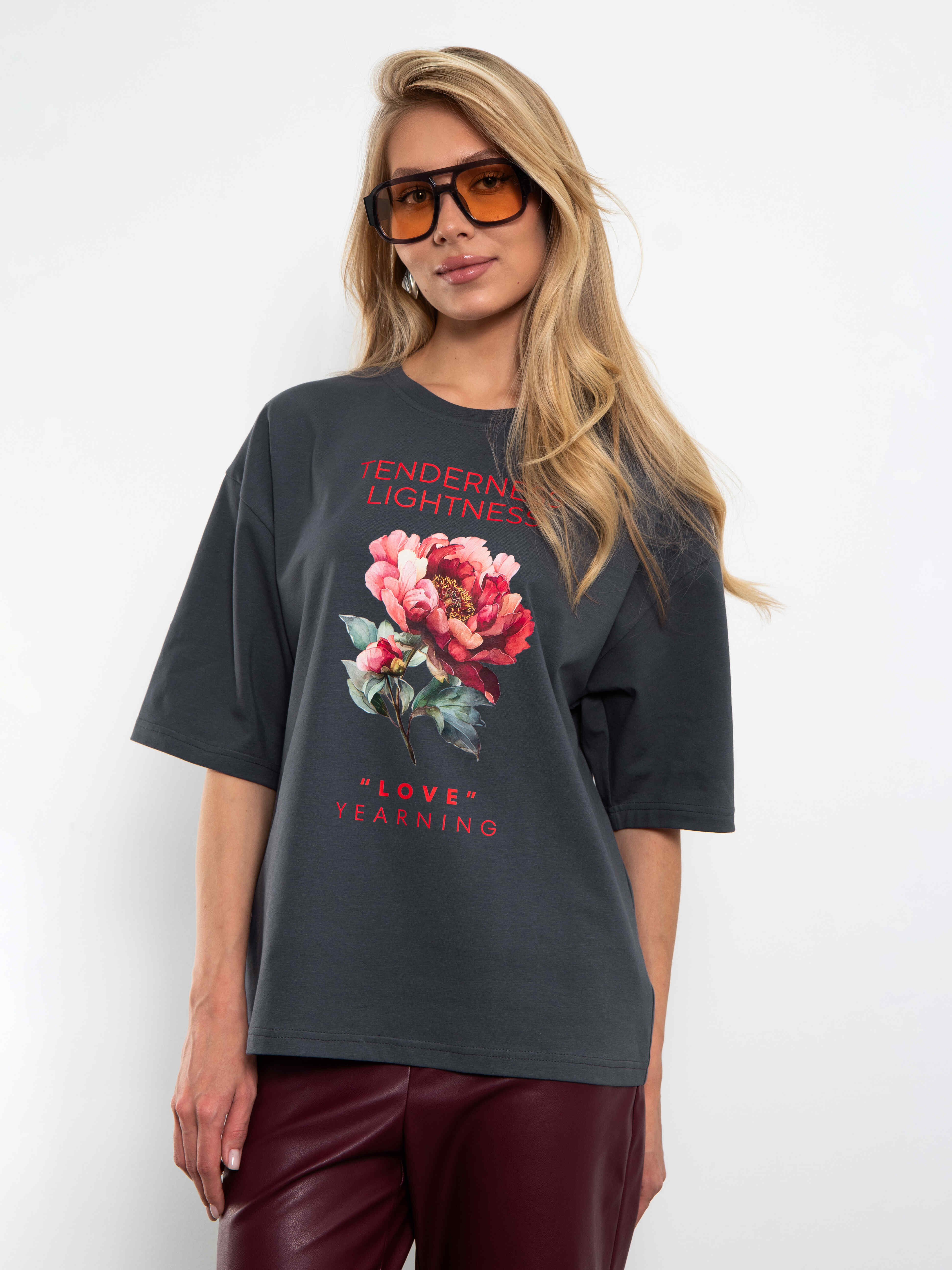 Футболка серая с цветочным принтом Kosmos(фото3)