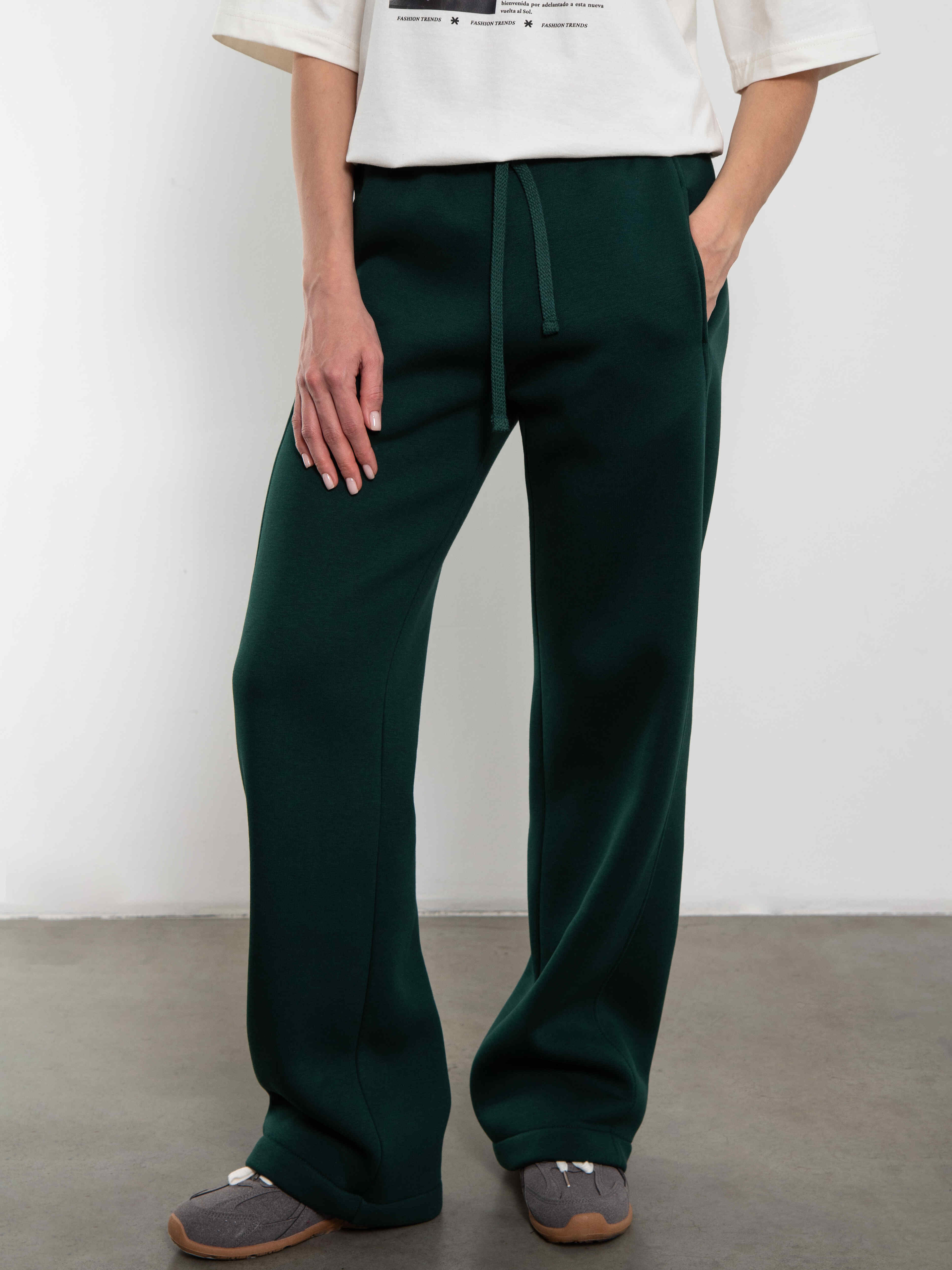 Брюки с начёсом в цвете малахит Kosmos(фото3)