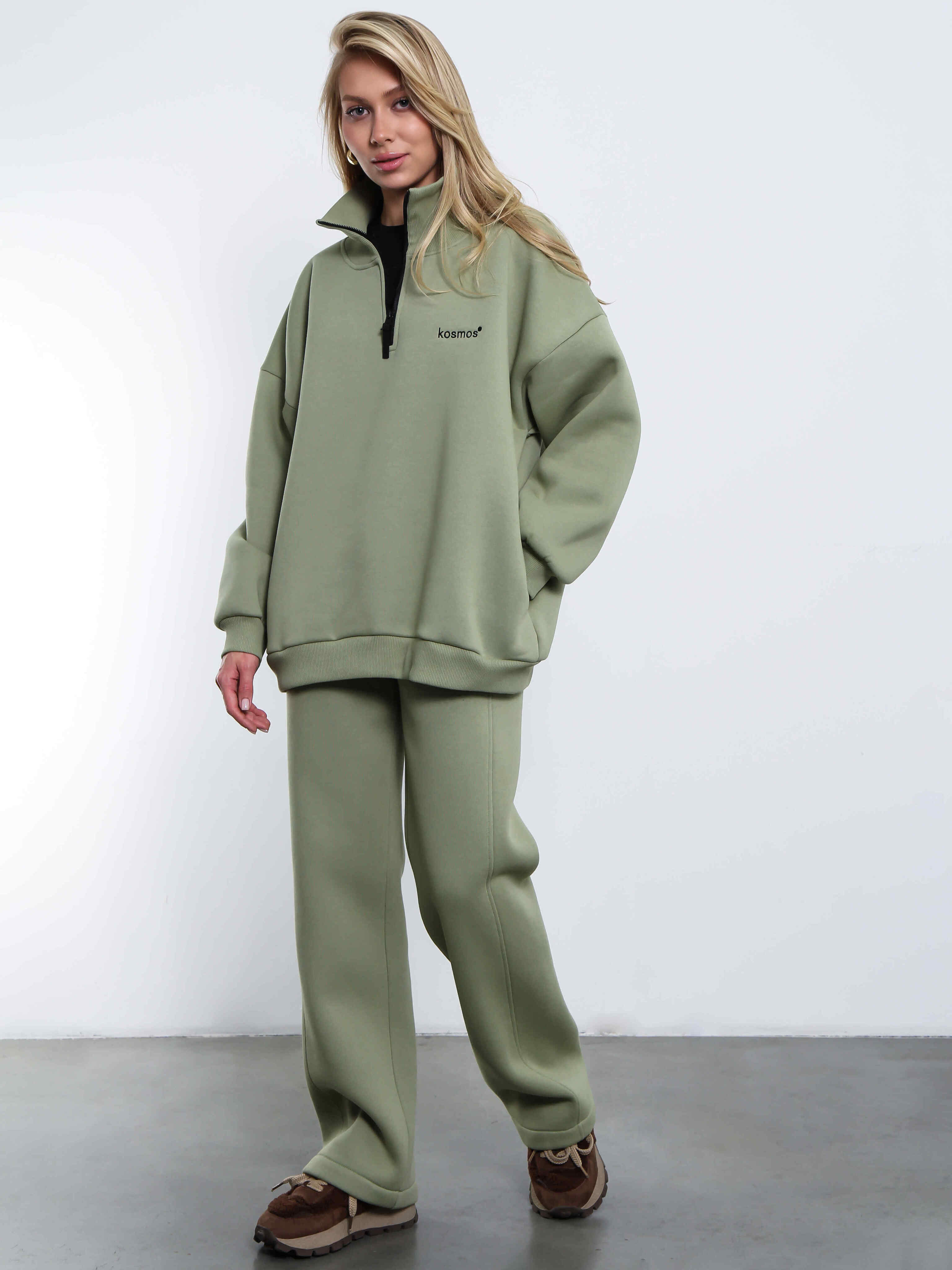 Свитшот на молнии из футера оливкового цвета Kosmos(фото2)