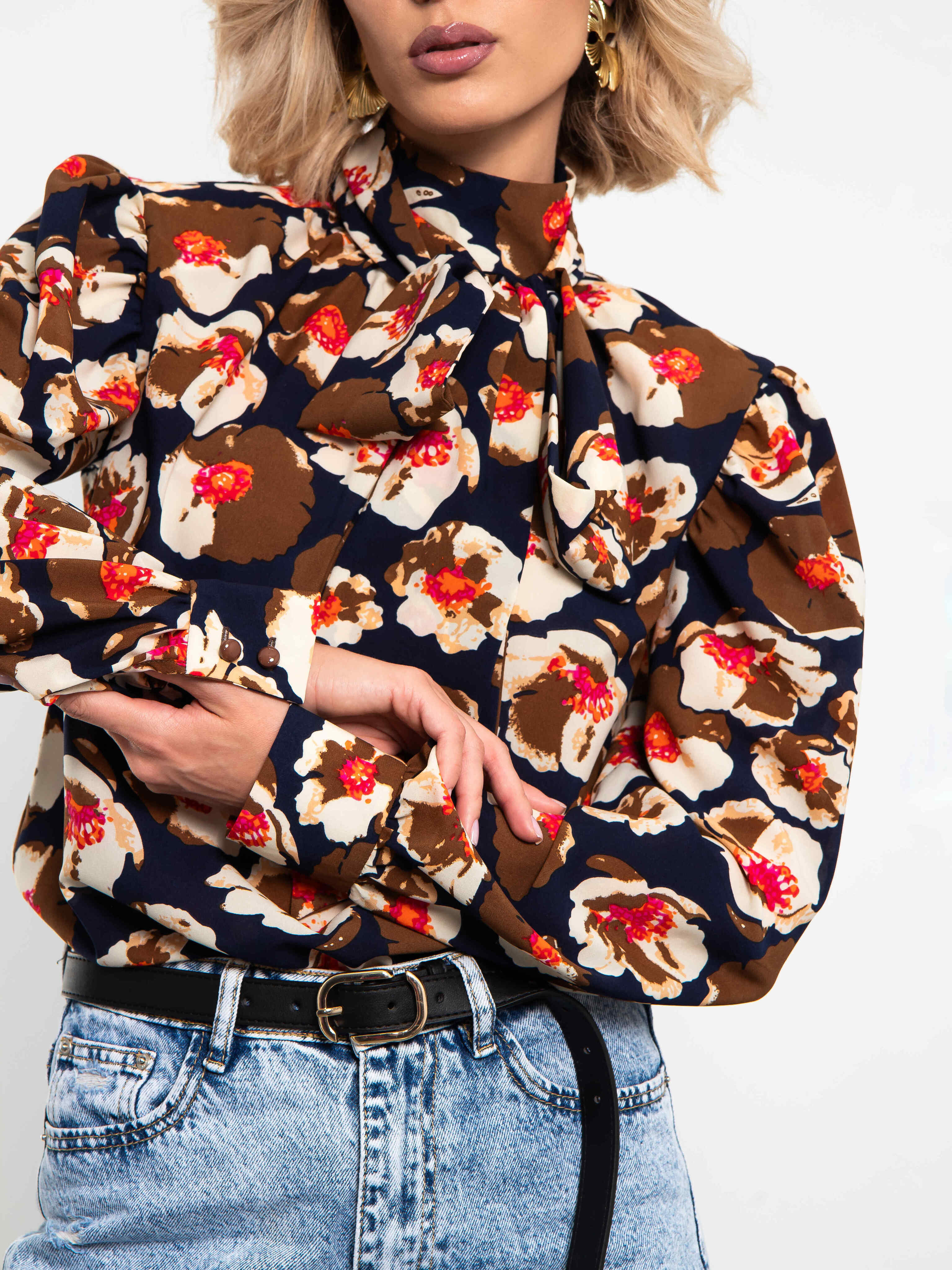 Блуза с бантом и цветочным принтом Kosmos(фото4)