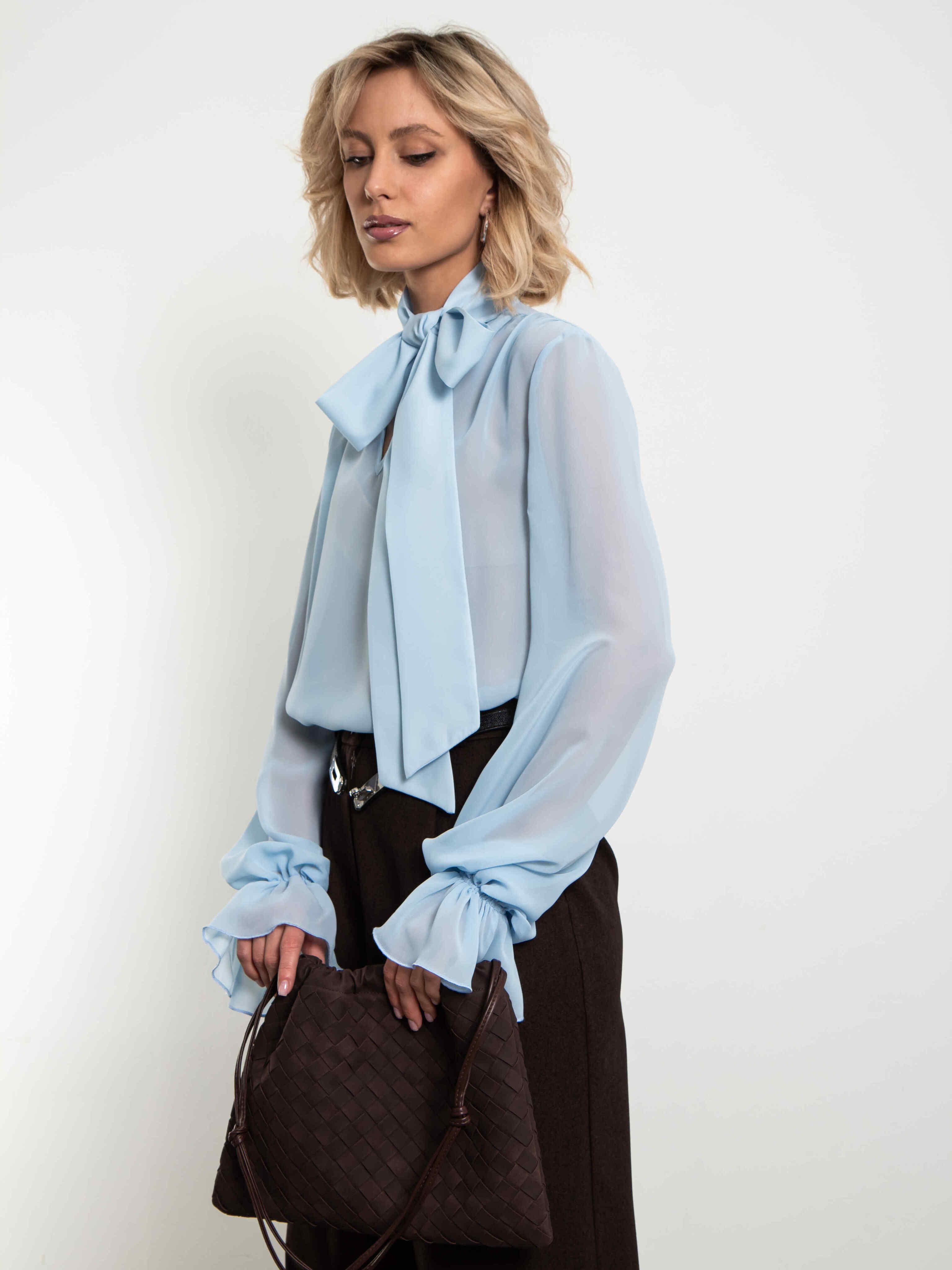 Блуза голубая с бантом Kosmos(фото8)