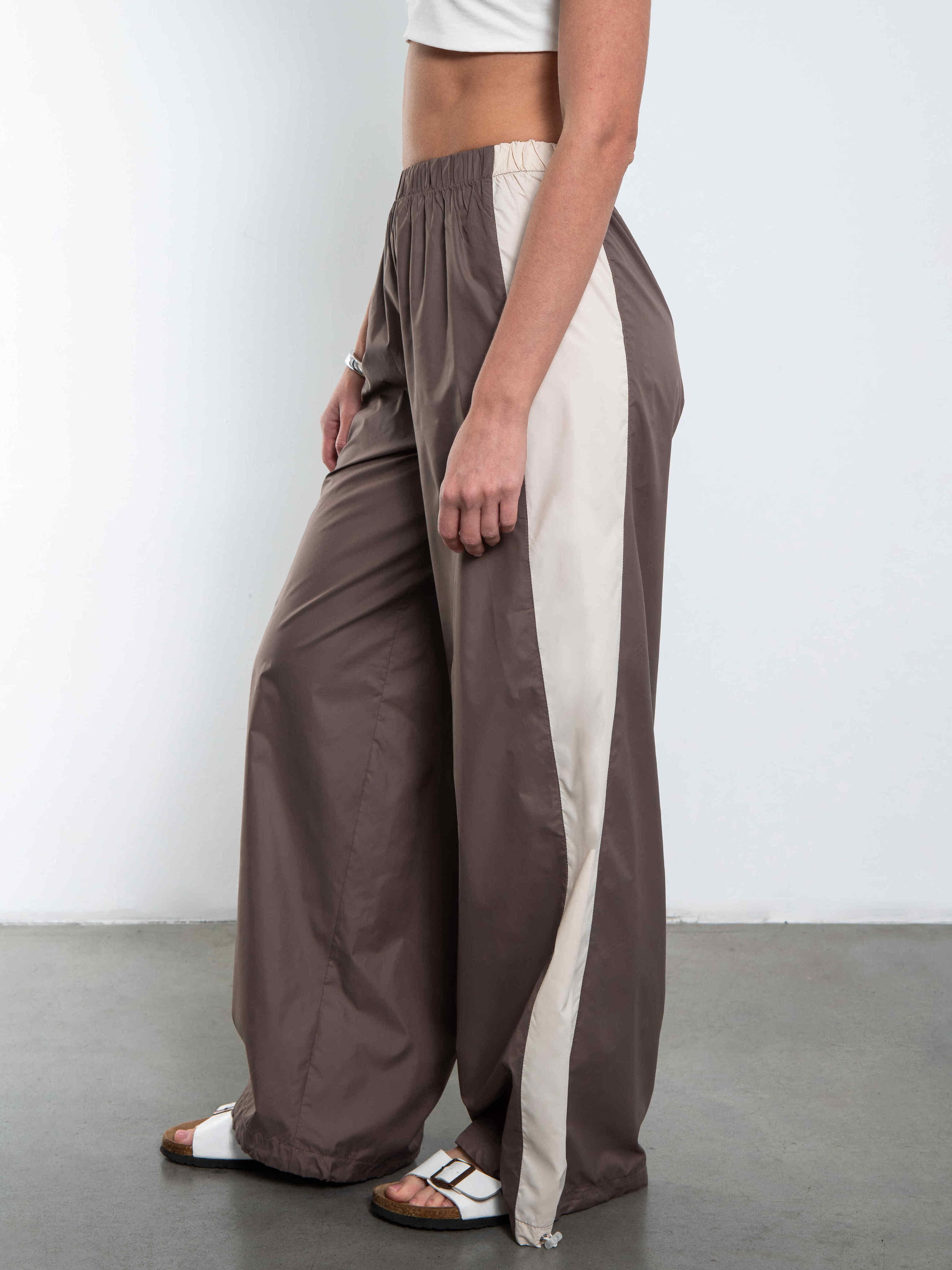 Брюки-трансформеры коричневые из премиальной курточной ткани Kosmos(фото5)