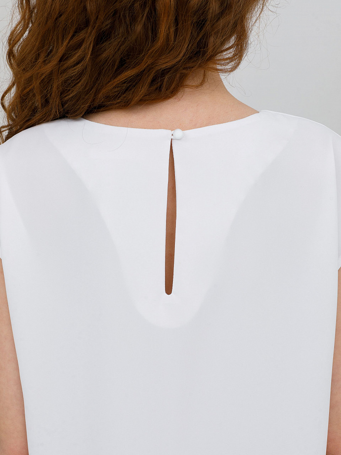 Блузка со спущенным плечом в белом цвете Priz(фото4)