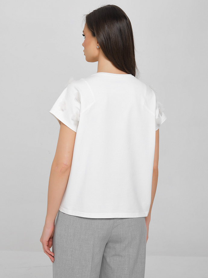 Футболка молочного цвета с декоративными цветами Priz(фото6)