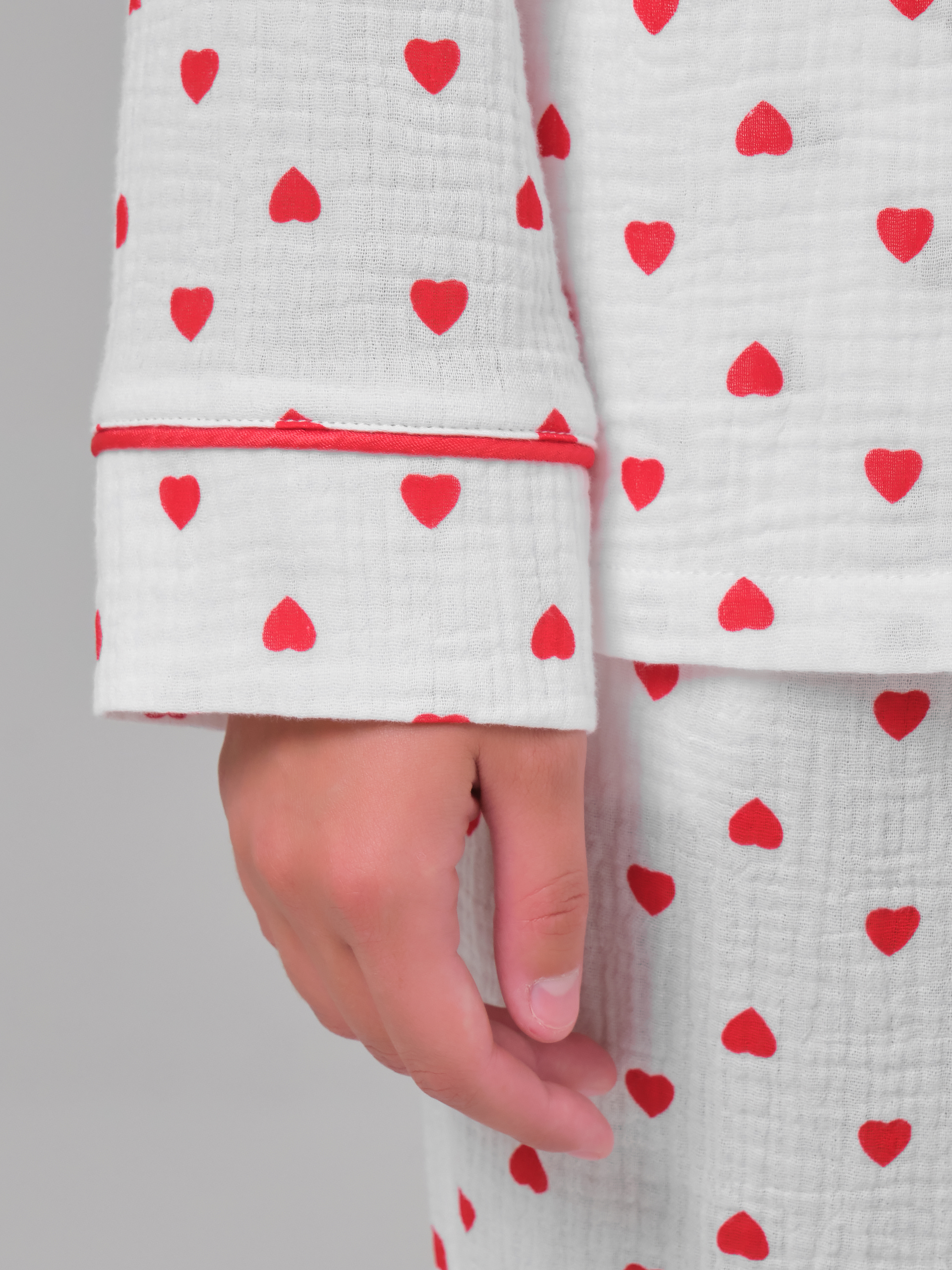 Блузка белая в сердечко из муслина с накладным карманом Priz(фото6)