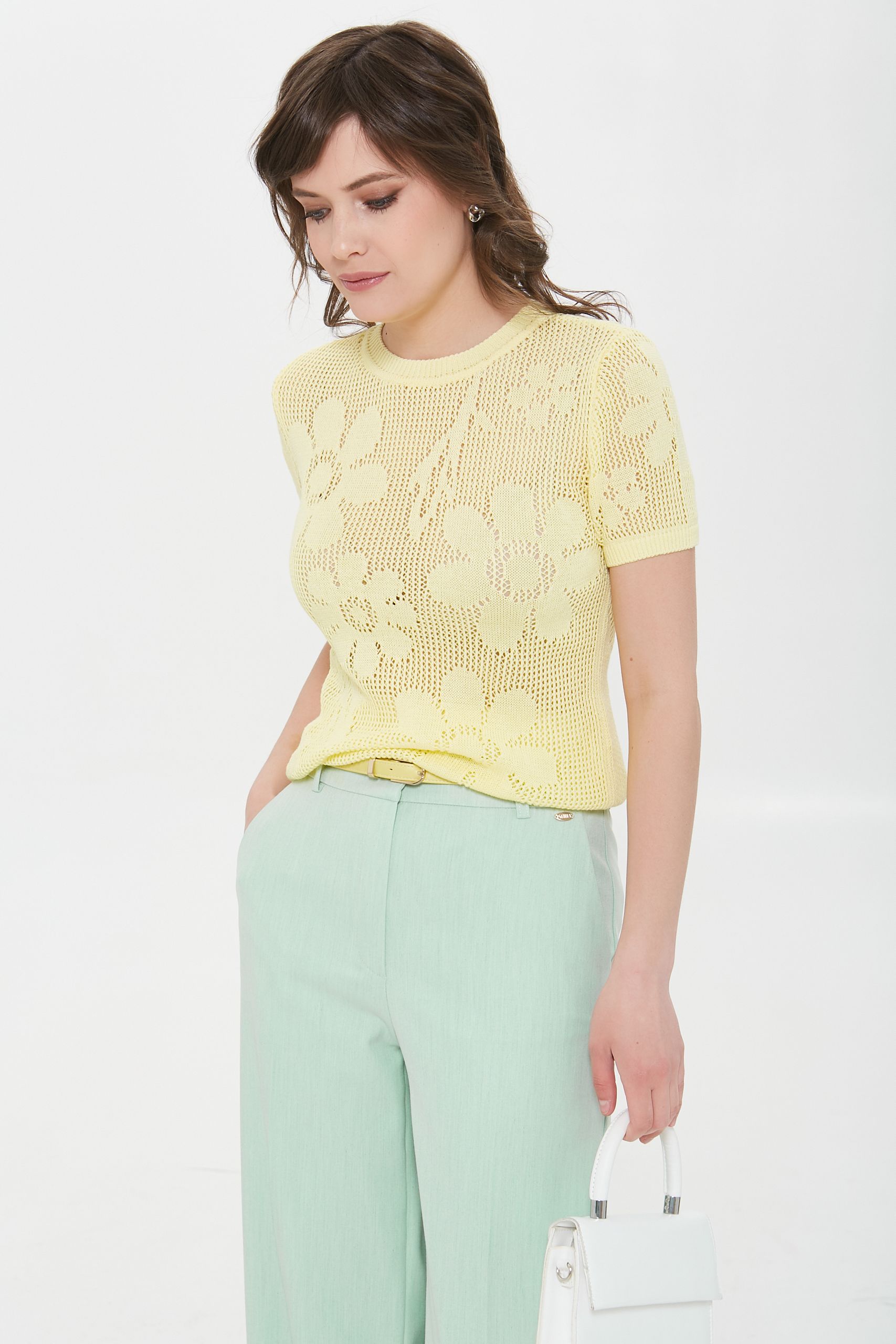 Джемпер вязаный жёлтого цвета с короткими рукавами Priz