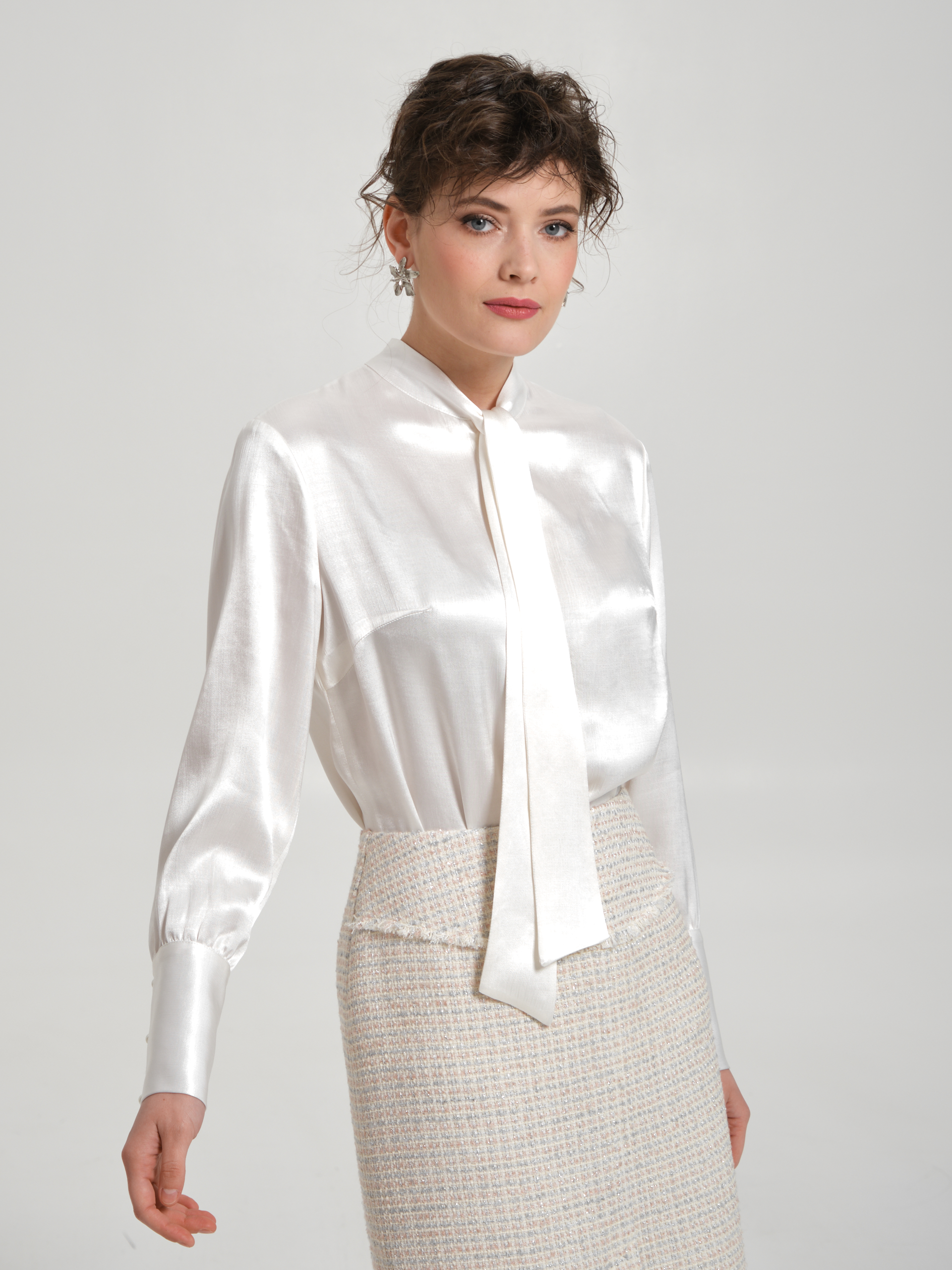 Блузка молочного цвета с бантом Priz(фото4)