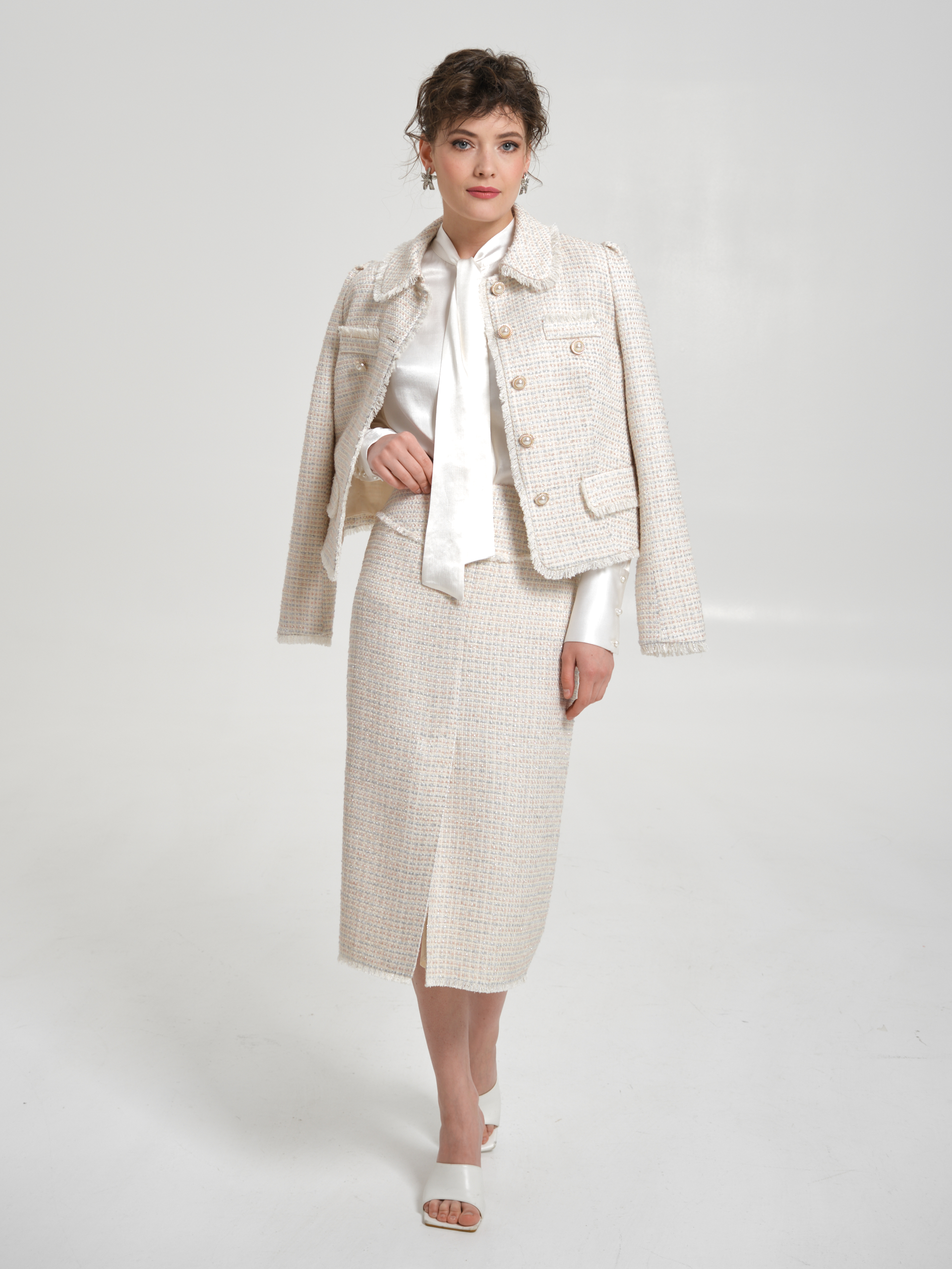 Блузка молочного цвета с бантом Priz(фото6)