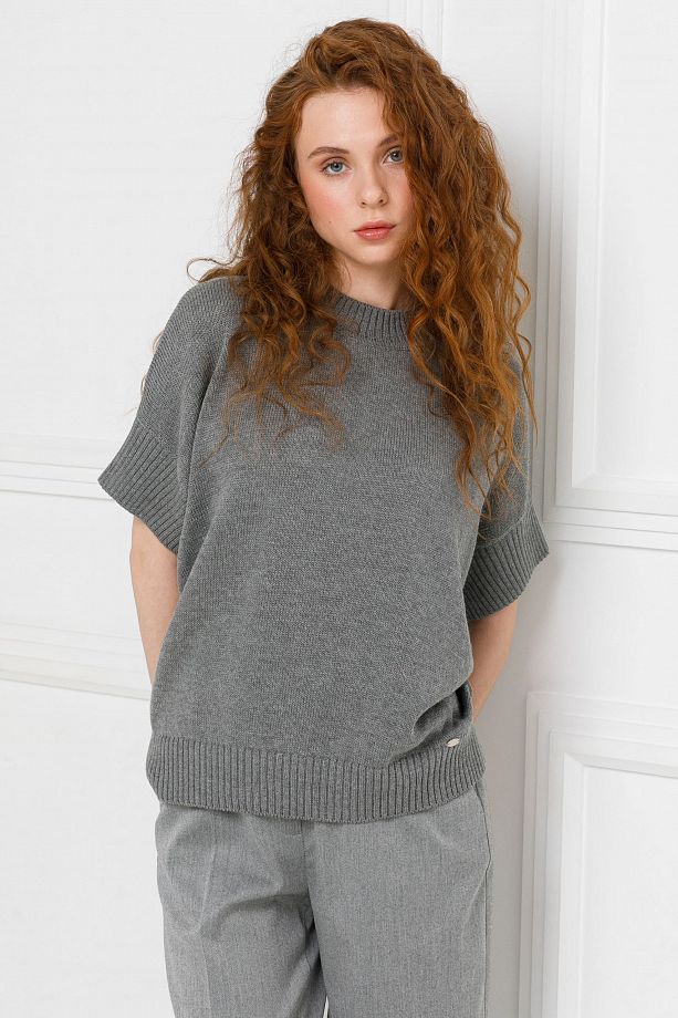 Джемпер вязаный тёмно-серого цвета с короткими рукавами Priz