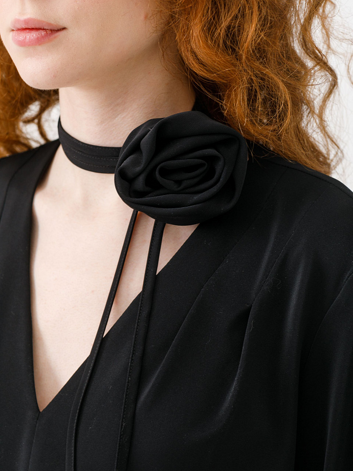 Блузка чёрная с чокером Priz(фото4)