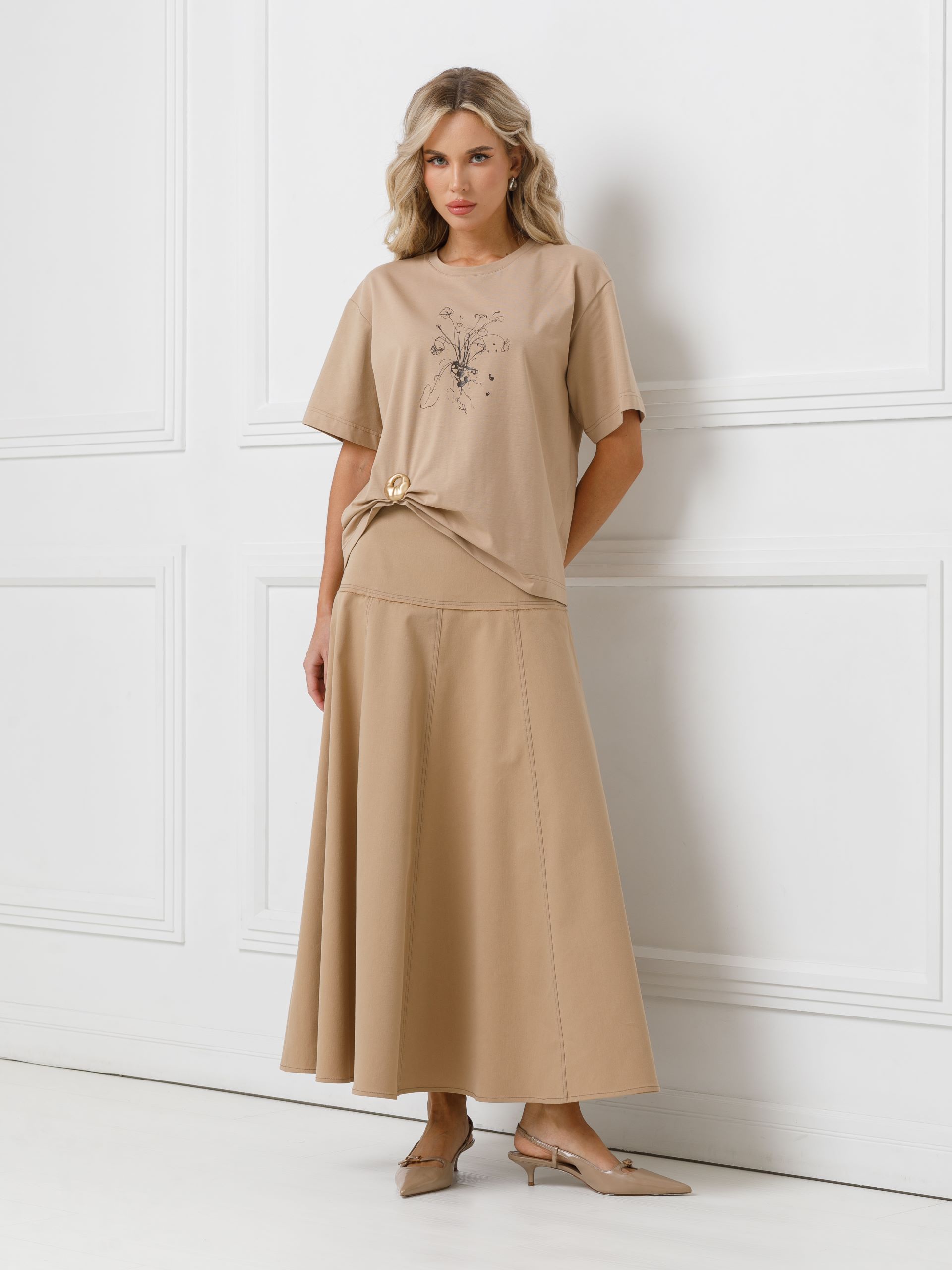 Футболка трикотажная с принтом и брошью Priz(фото2)