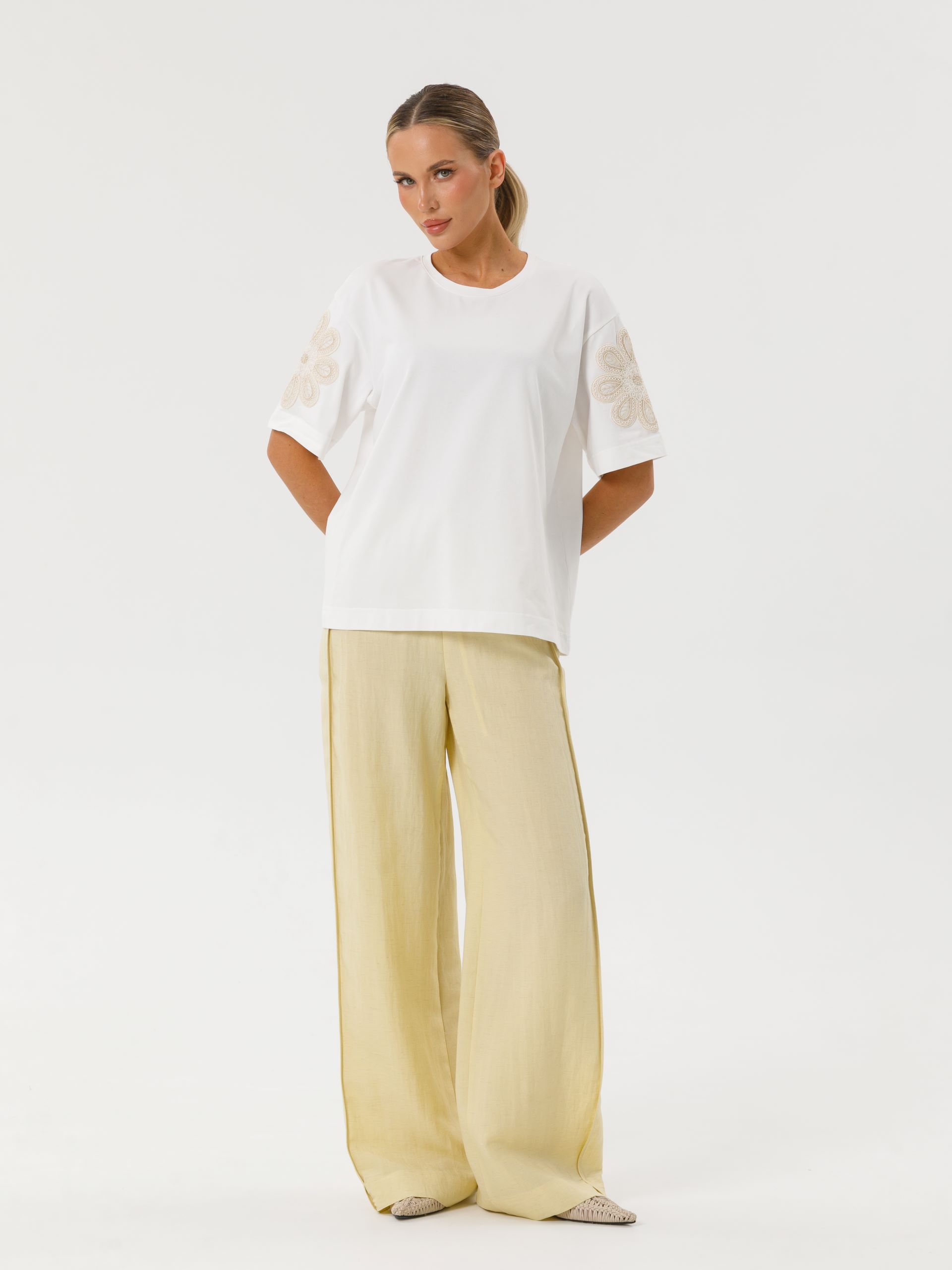 Футболка молочного цвета с кружевными элементами Priz(фото4)