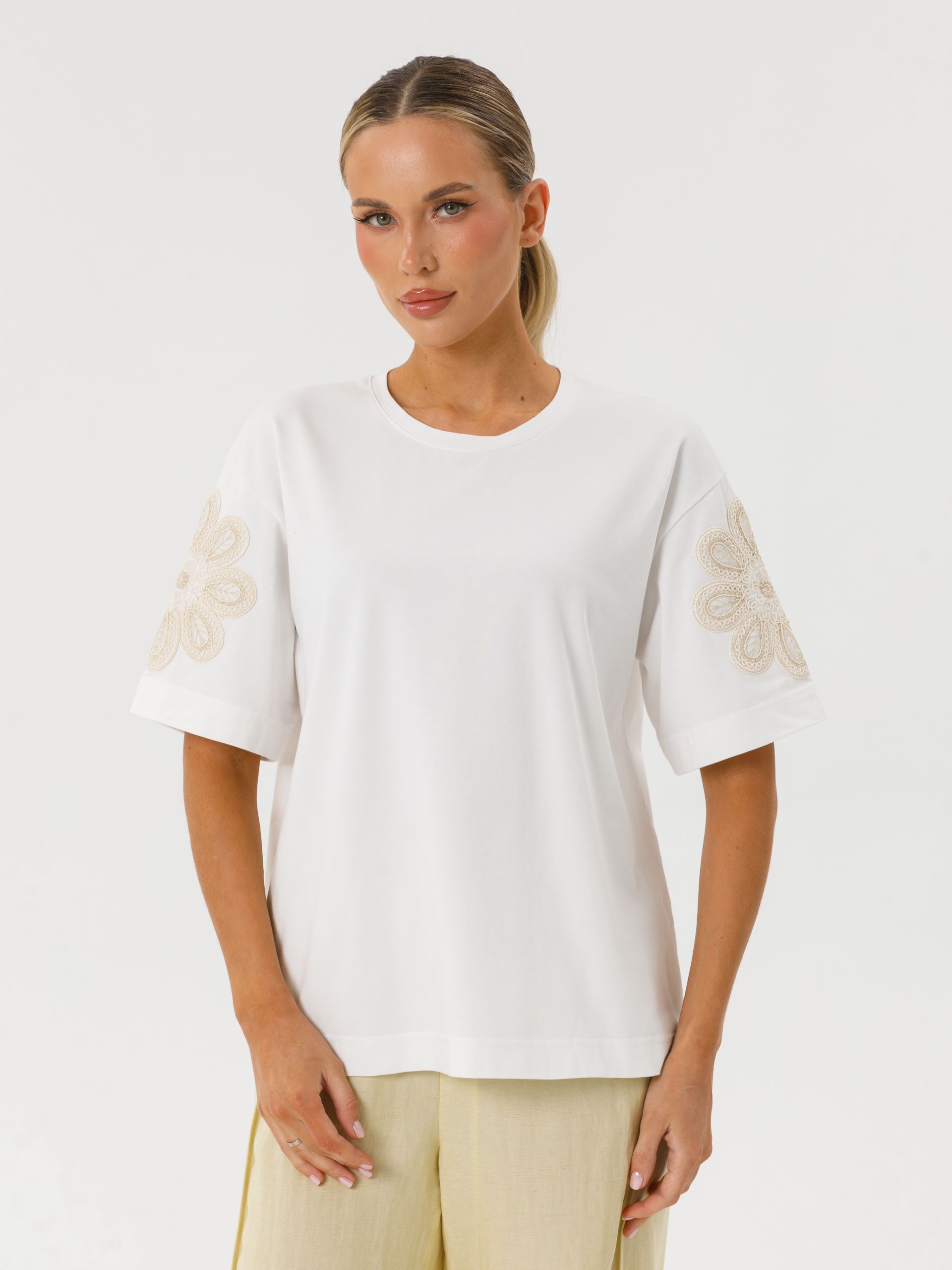Футболка молочного цвета с кружевными элементами Priz(фото6)