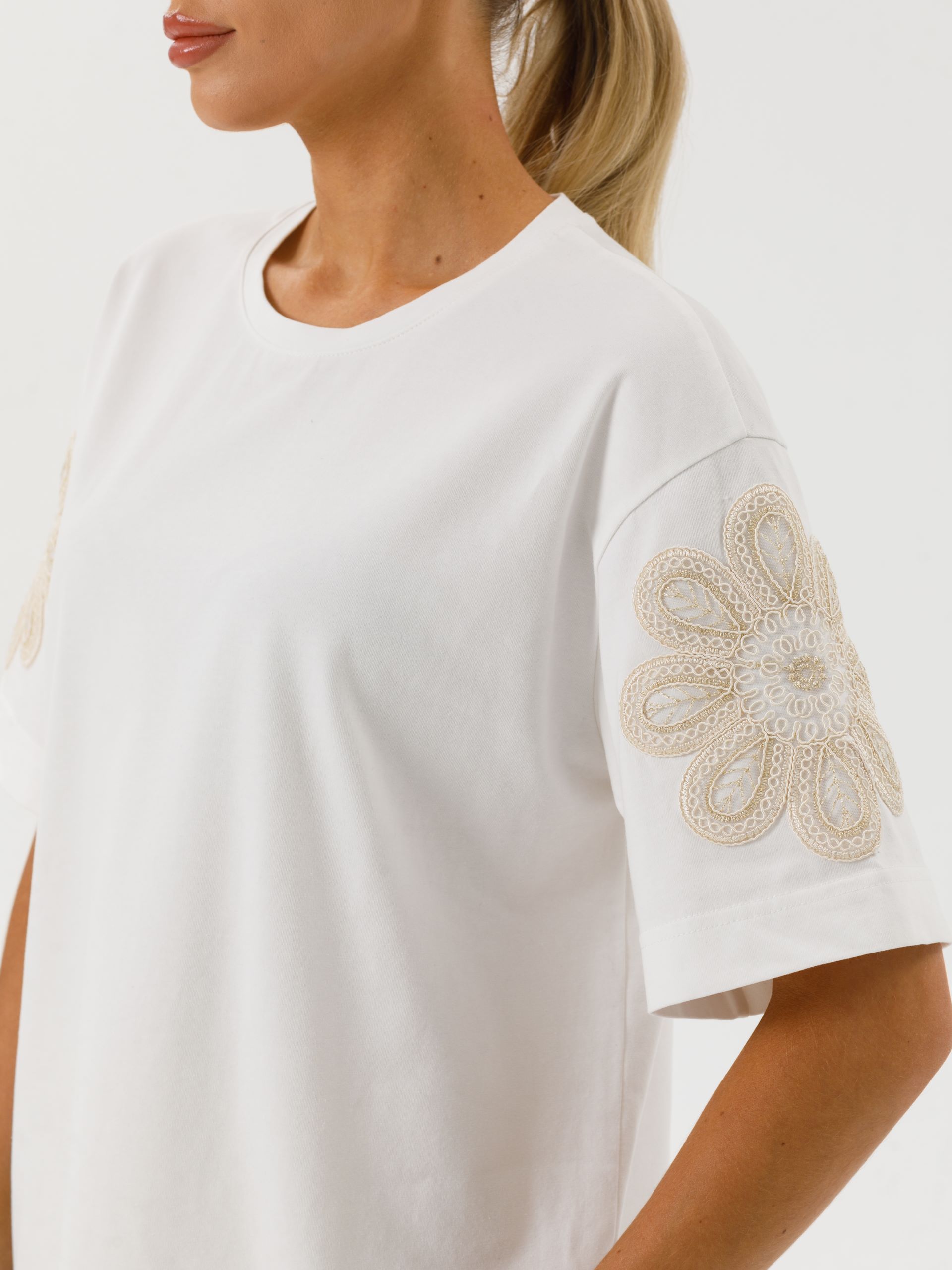 Футболка молочного цвета с кружевными элементами Priz(фото5)