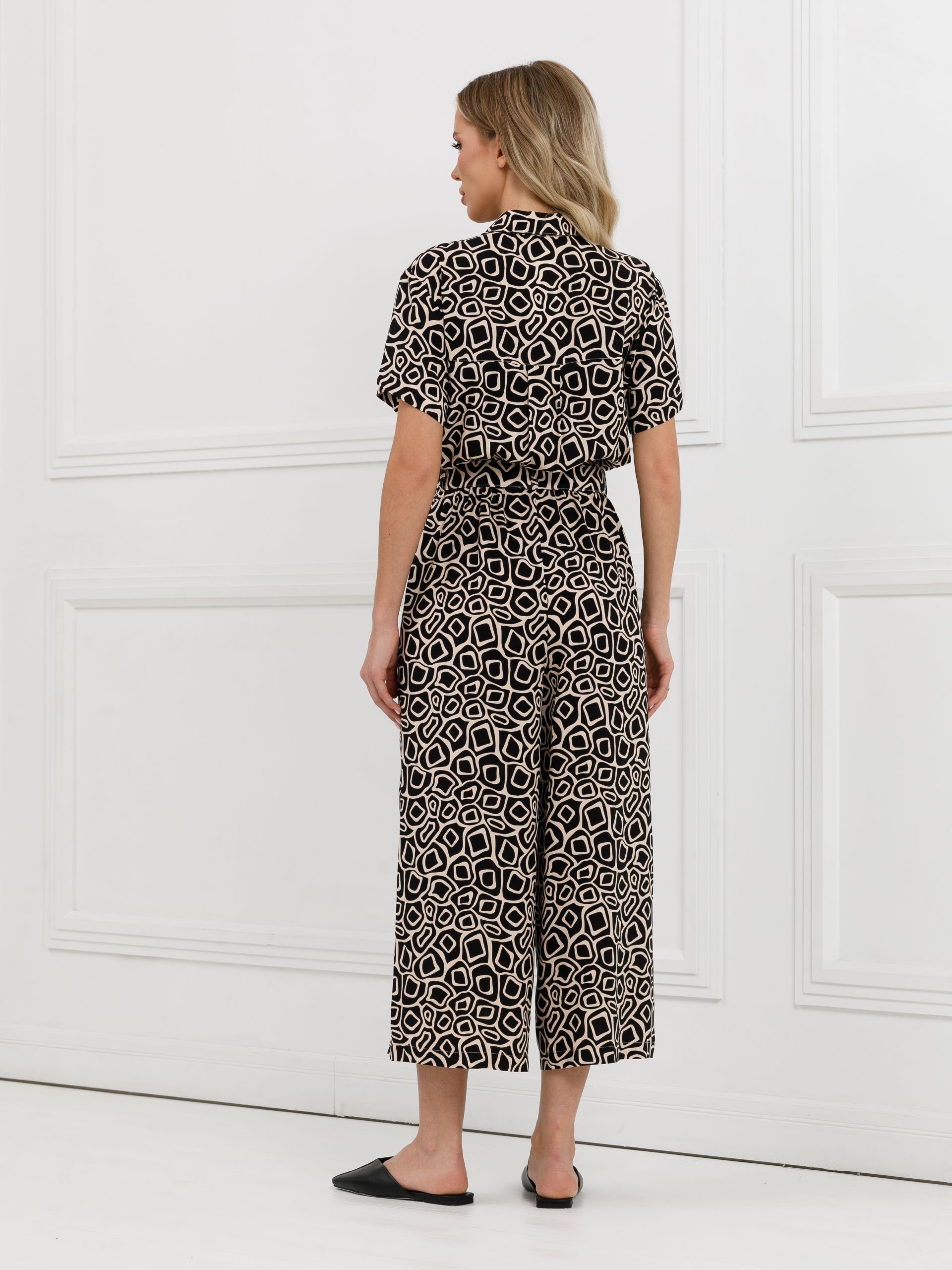 Комбинезон чёрный из вискозы с карманами Priz(фото7)