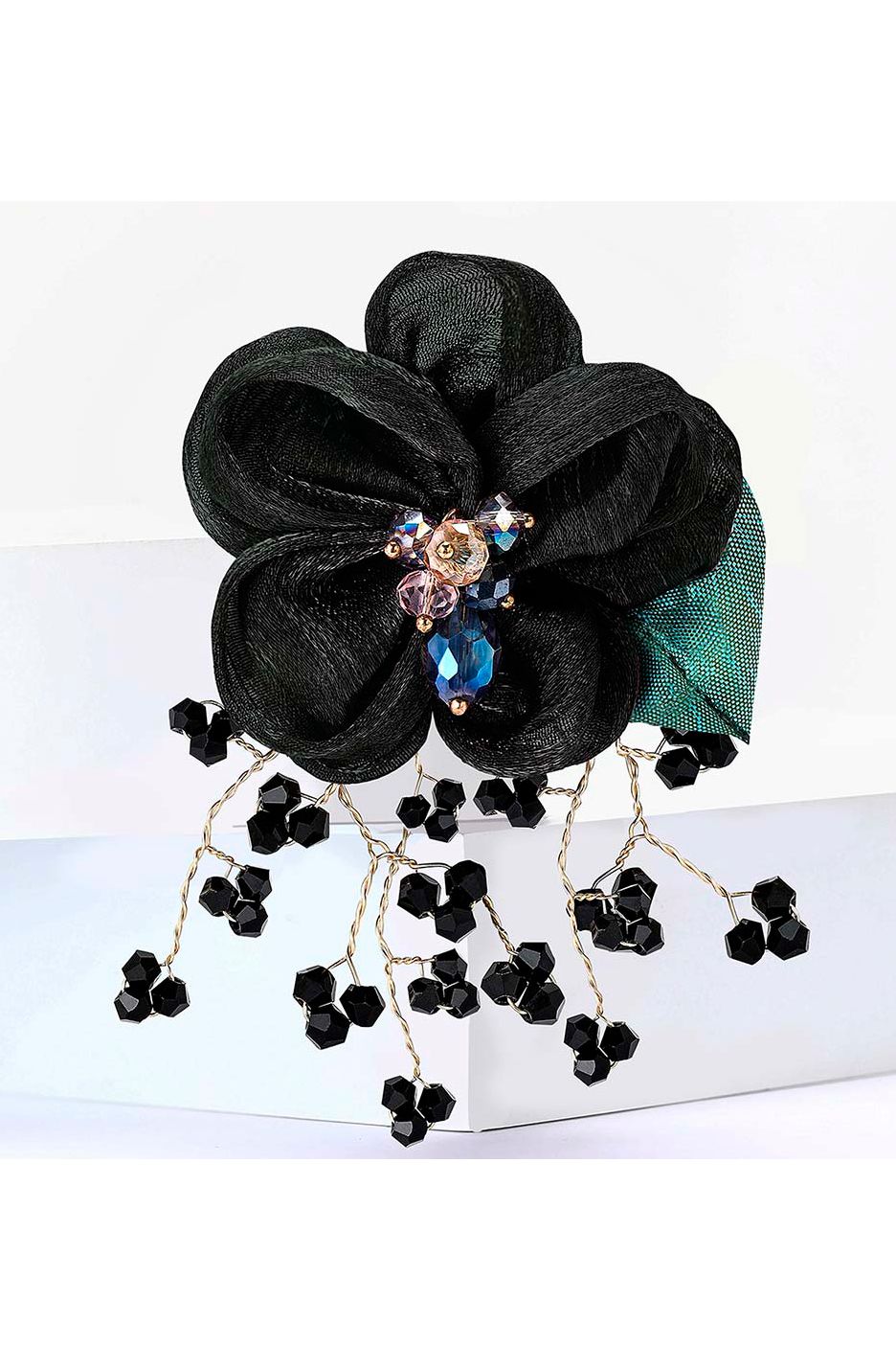 Брошь в виде цветка Rada