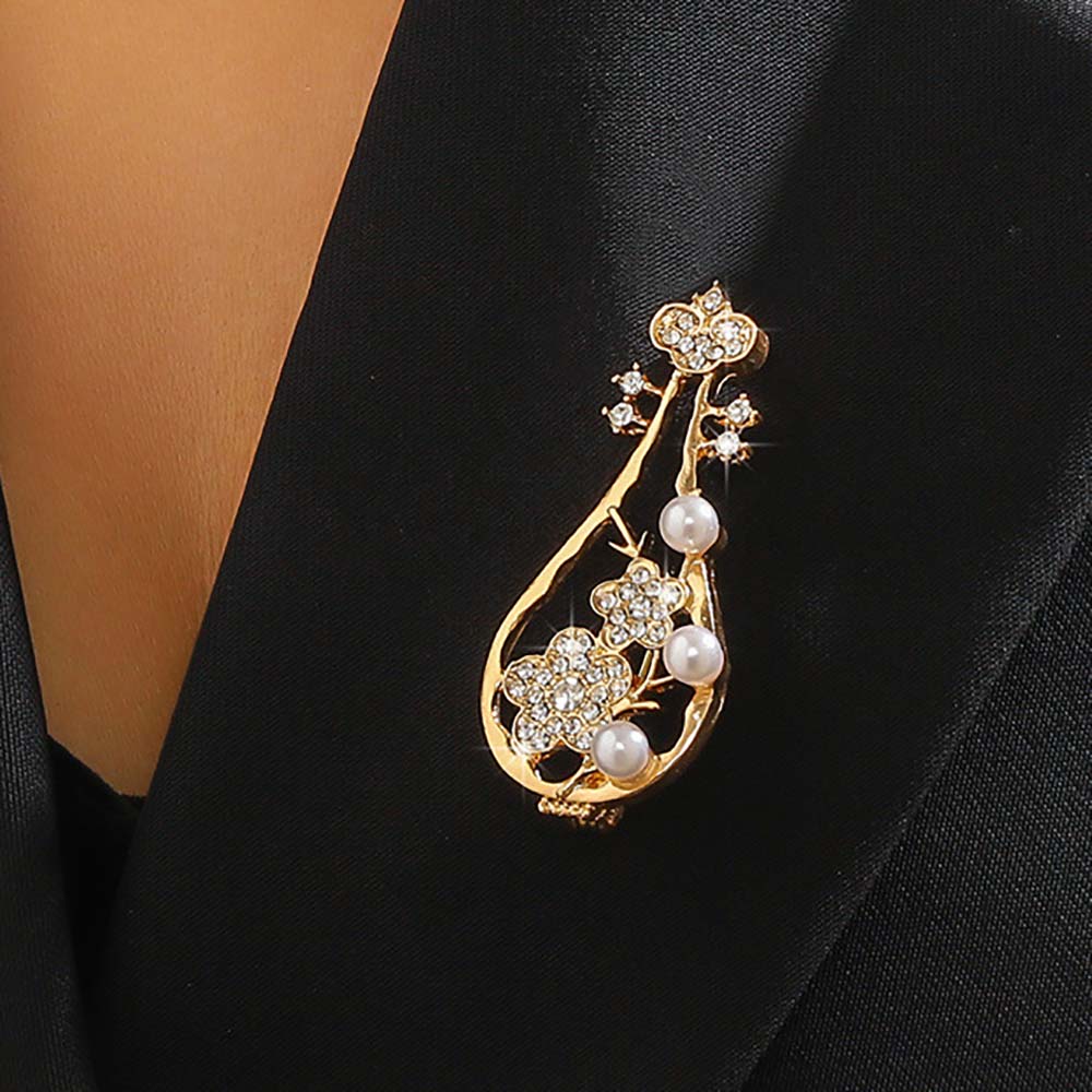 Брошь оригинальной формы со стразами Rada(фото2)