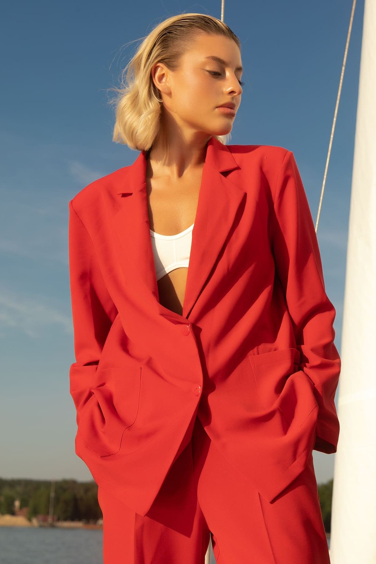 Пиджак красный в деловом стиле LT collection