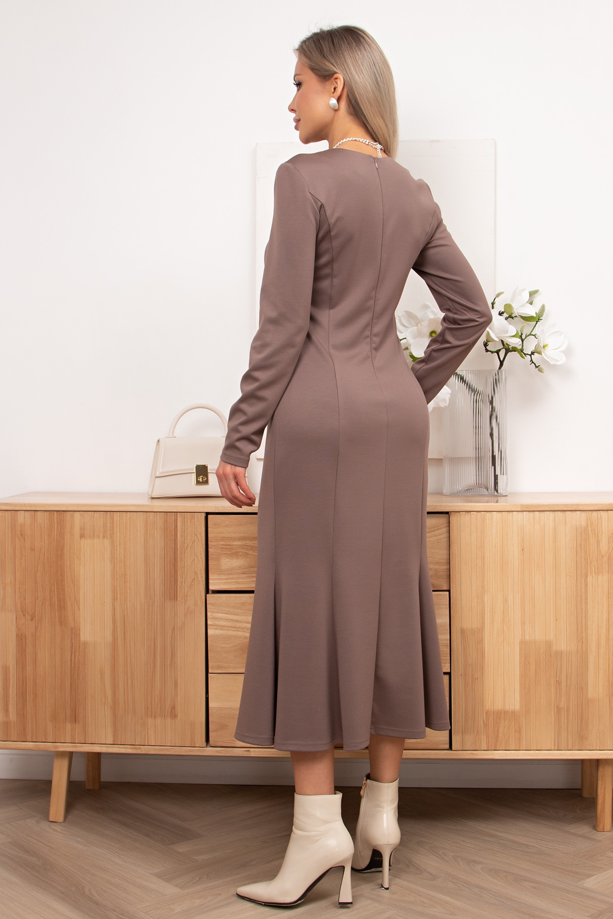 Платье трикотажное коричневого цвета Мила №2 Valentina(фото4)