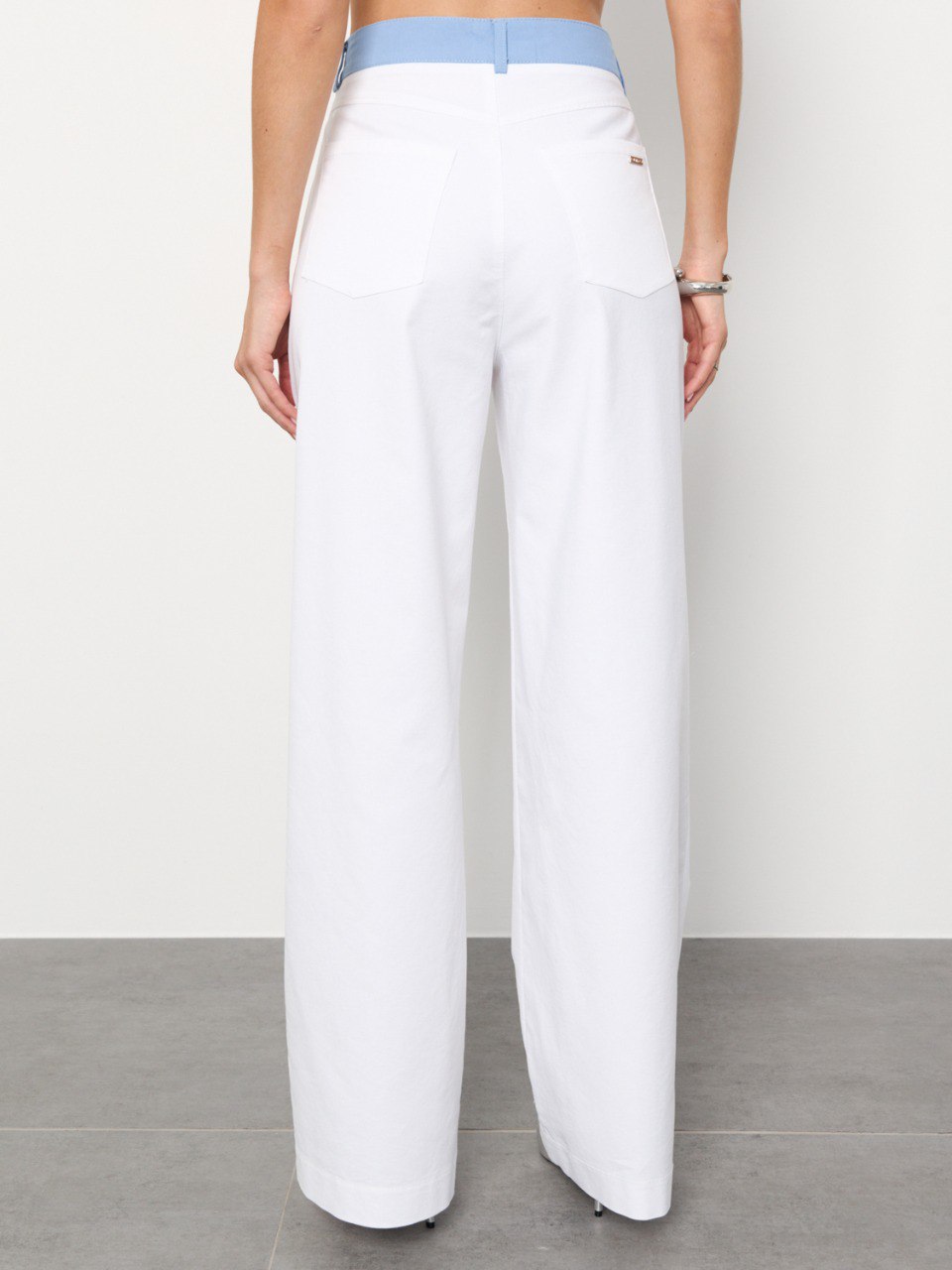 Джинсы широкие белого цвета Jetty(фото8)